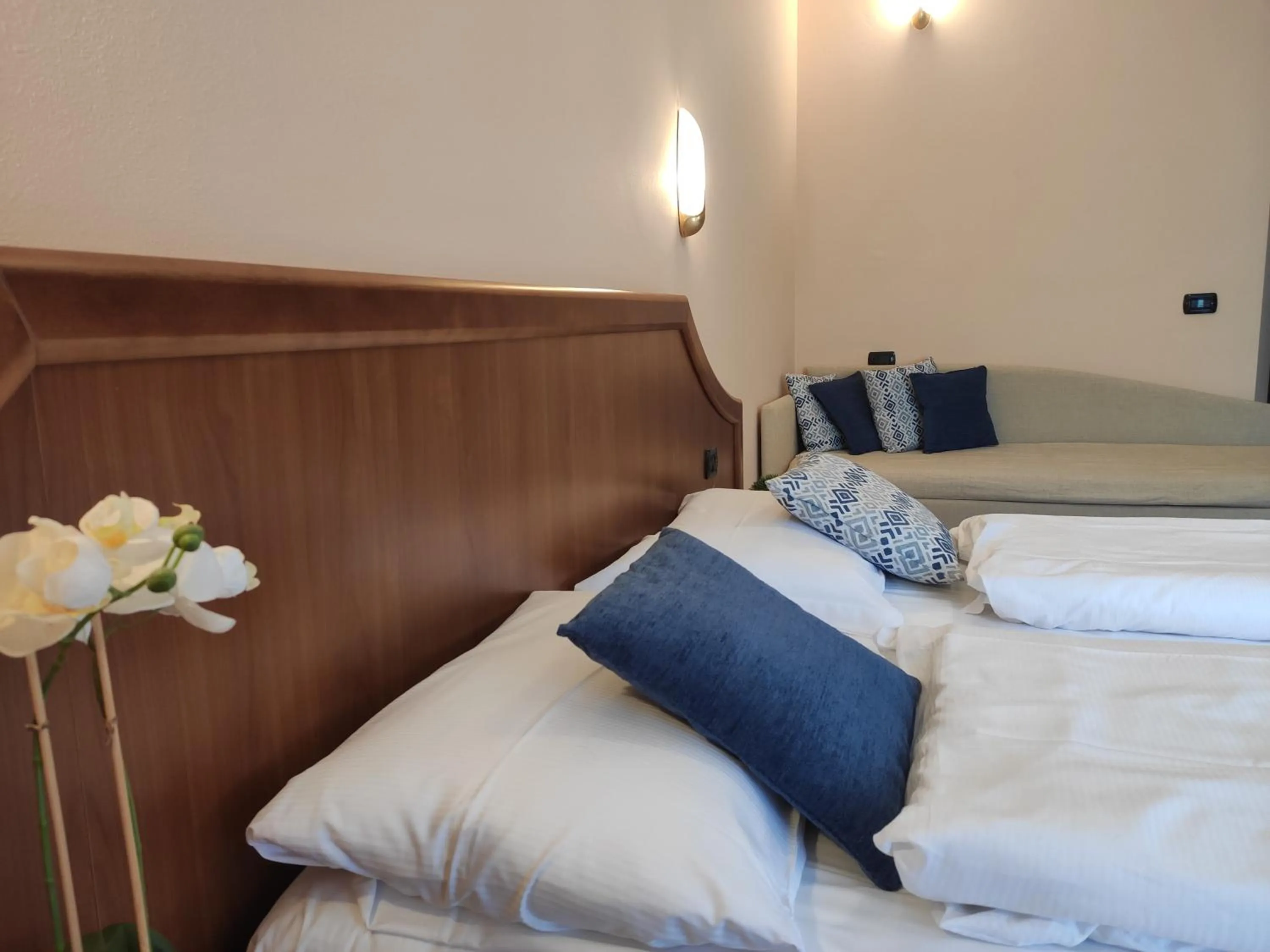 Bedroom, Bed in Hotel Giardino