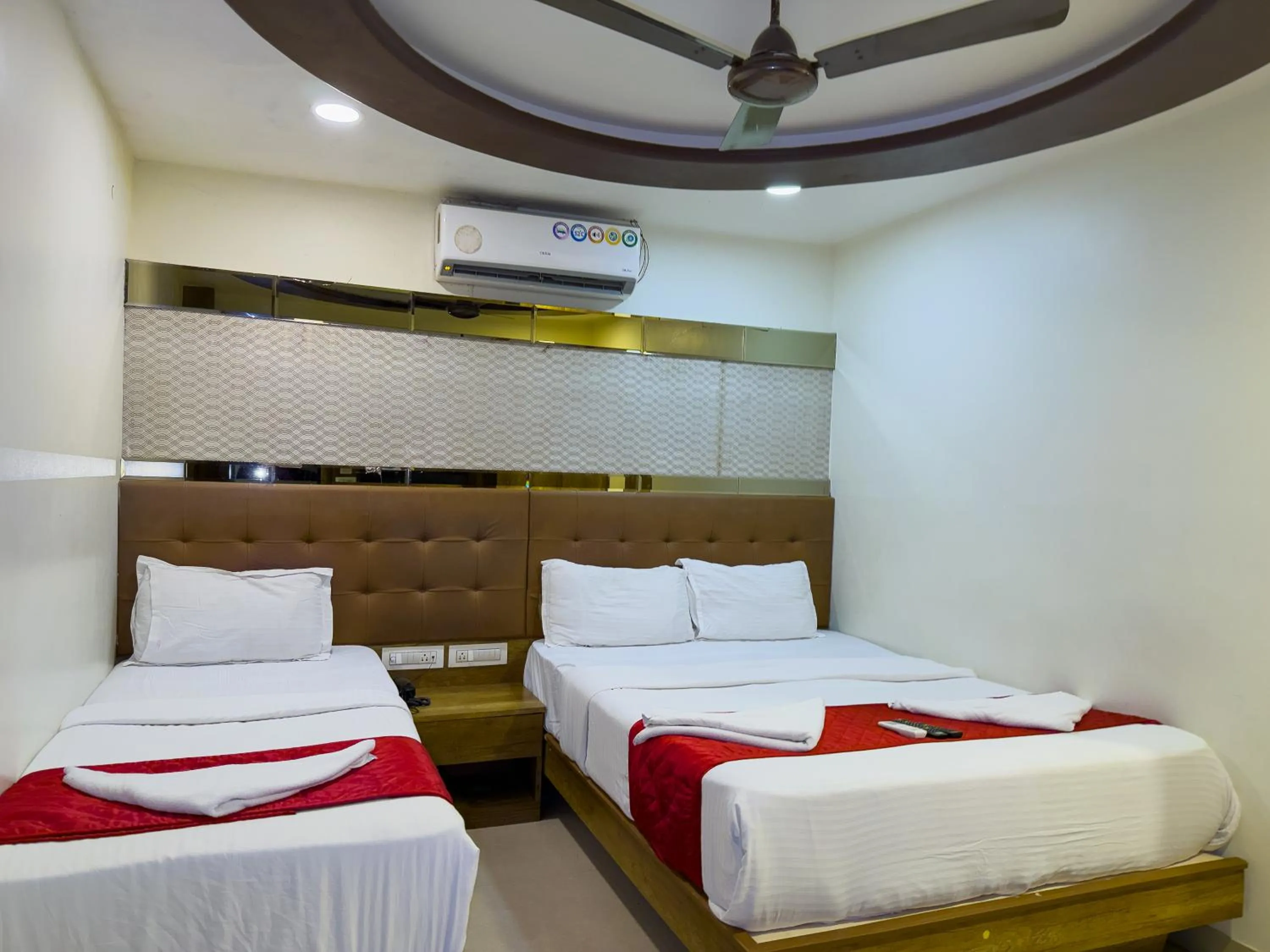 Bedroom, Bed in Hotel Hometown Near US Embassy BKC