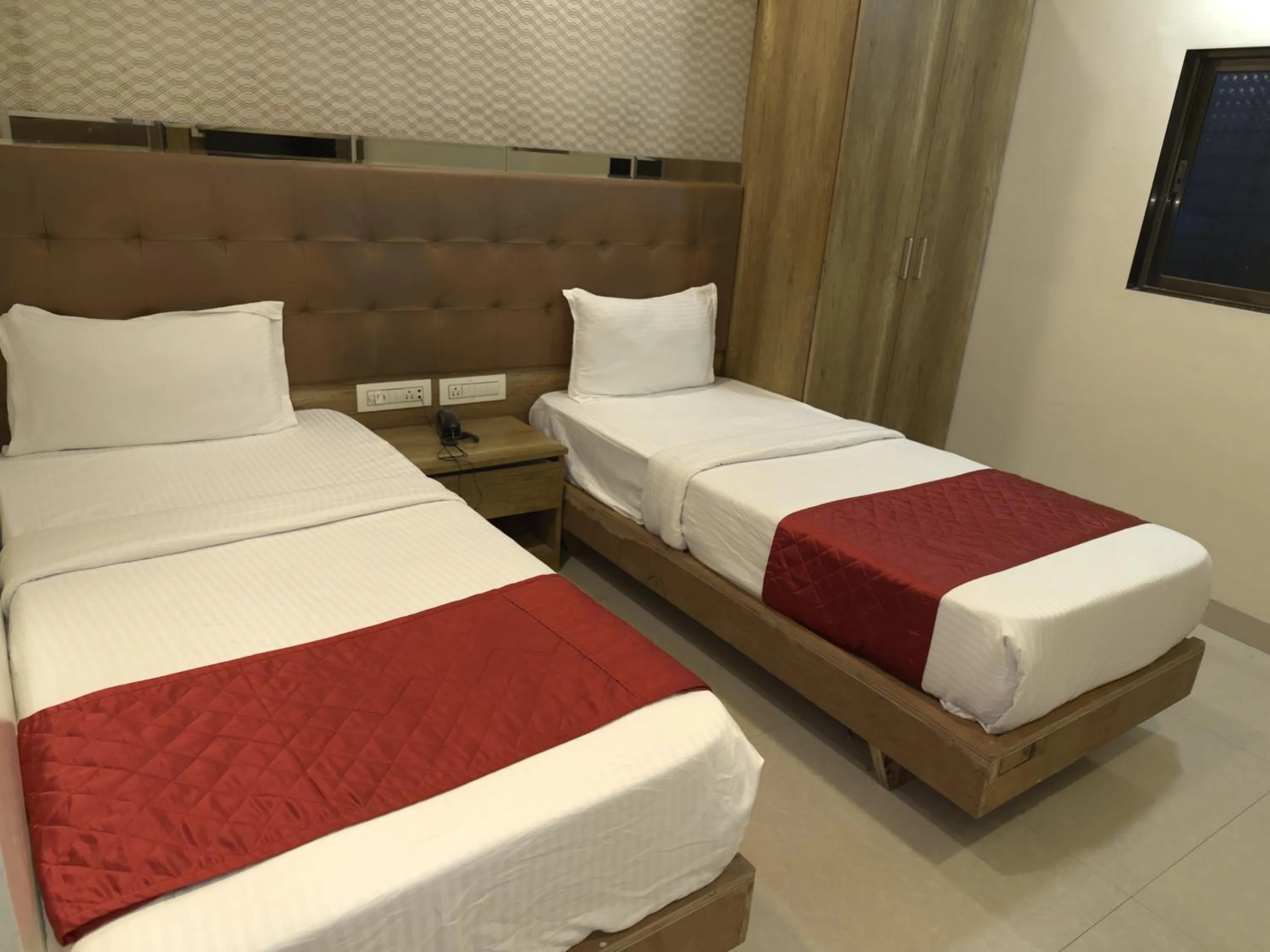 Bedroom, Bed in Hotel Hometown Near US Embassy BKC