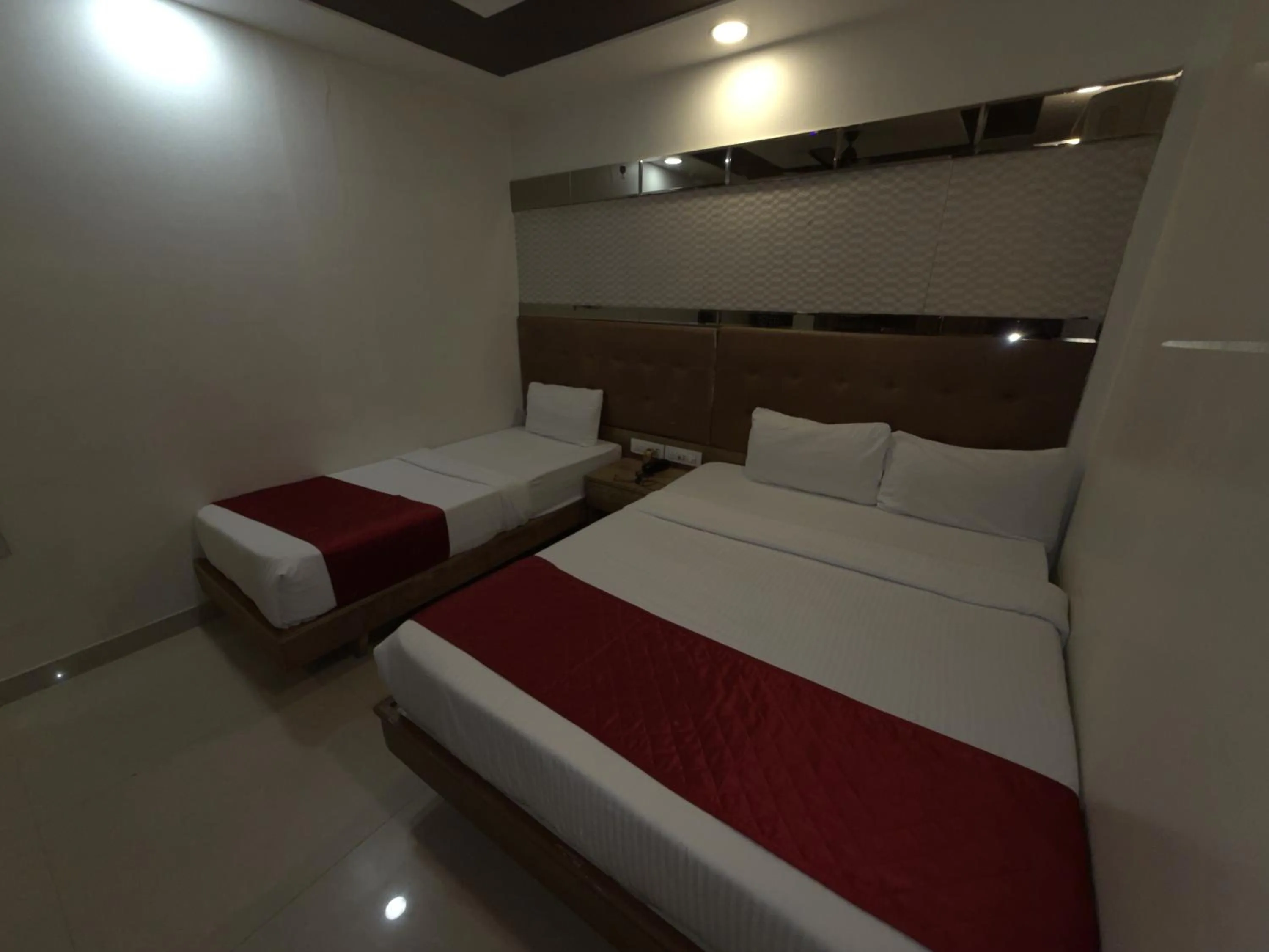 Bedroom, Bed in Hotel Hometown Near US Embassy BKC