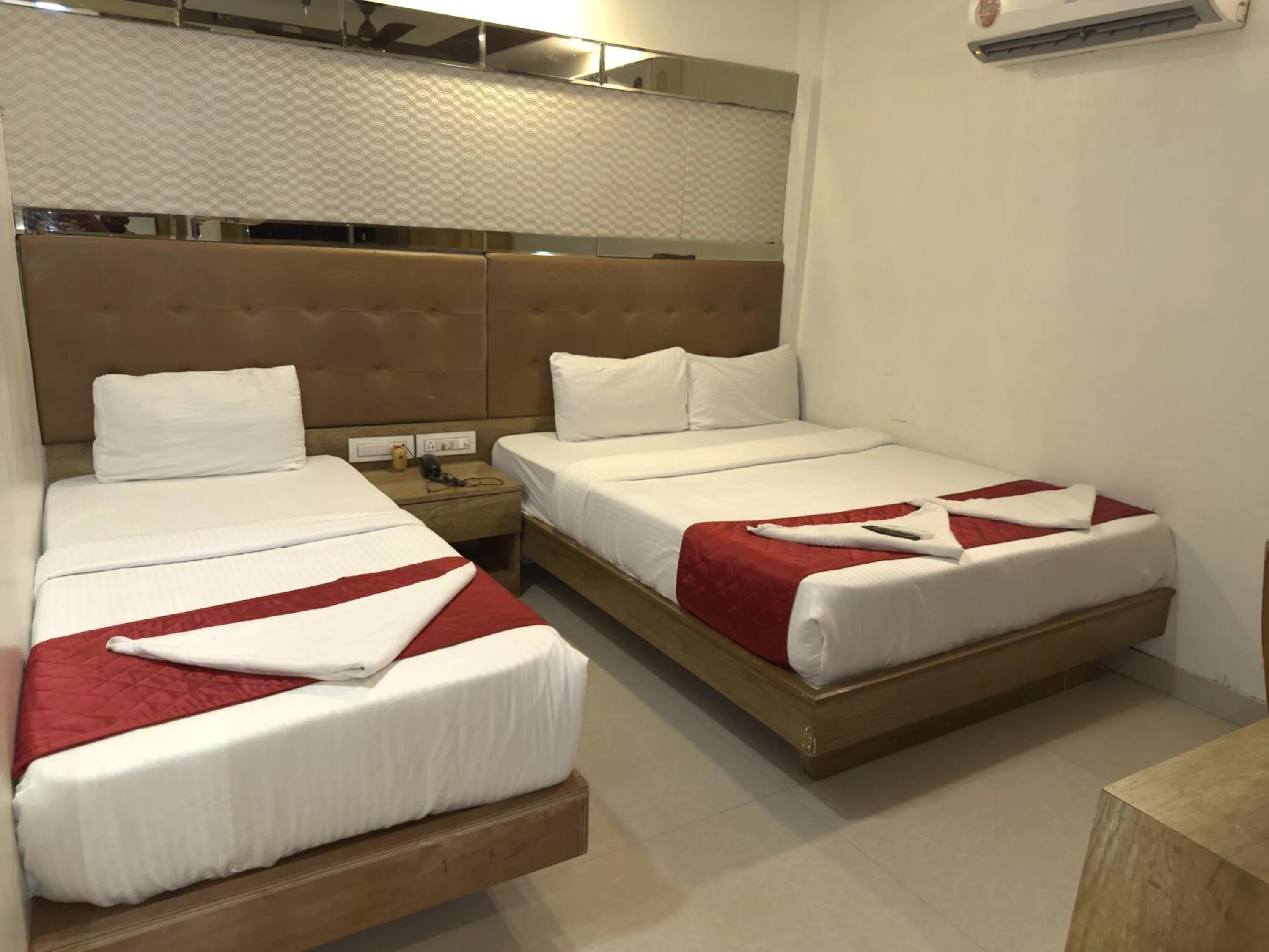 Bedroom, Bed in Hotel Hometown Near US Embassy BKC