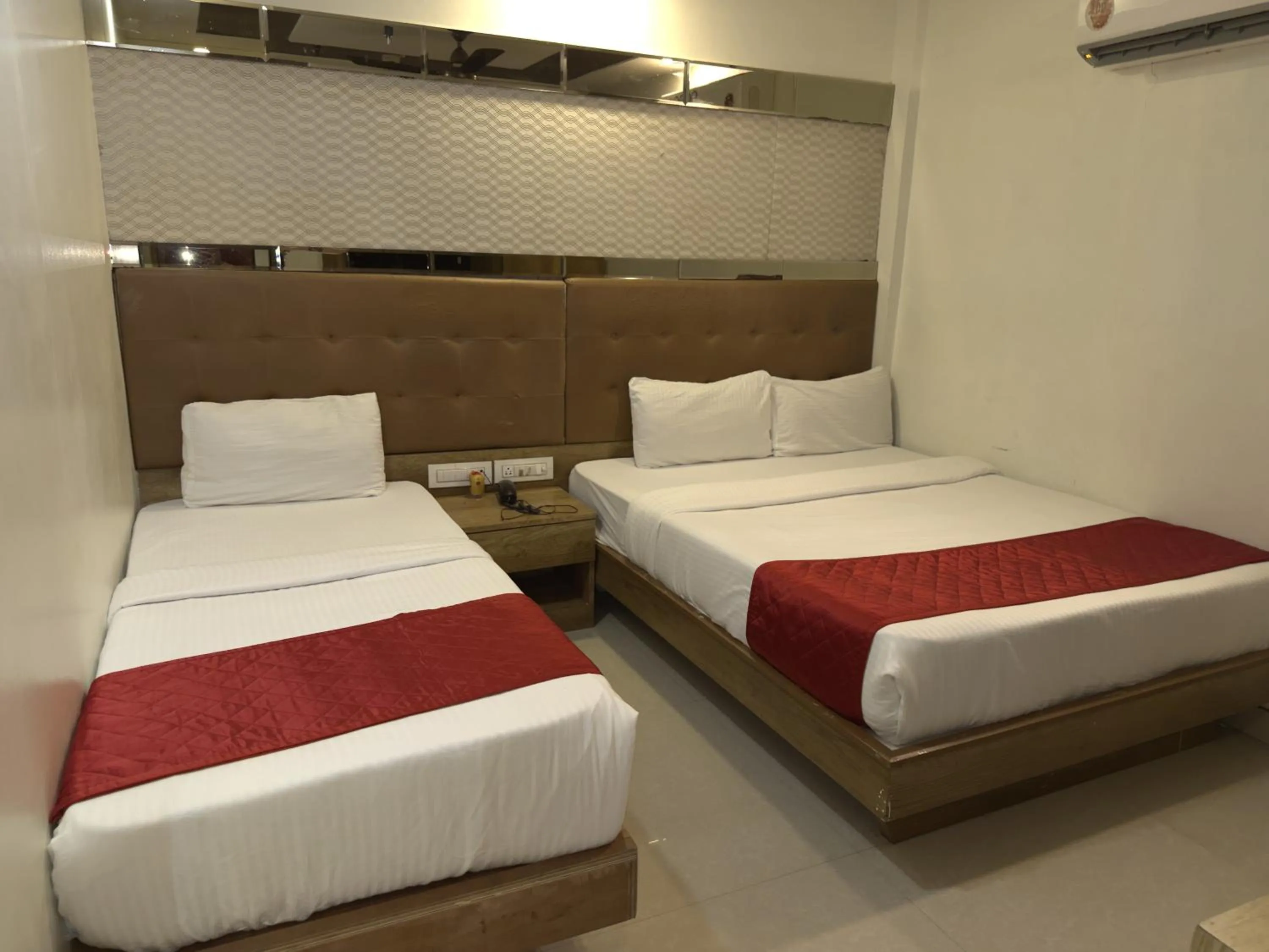 Bedroom, Bed in Hotel Hometown Near US Embassy BKC