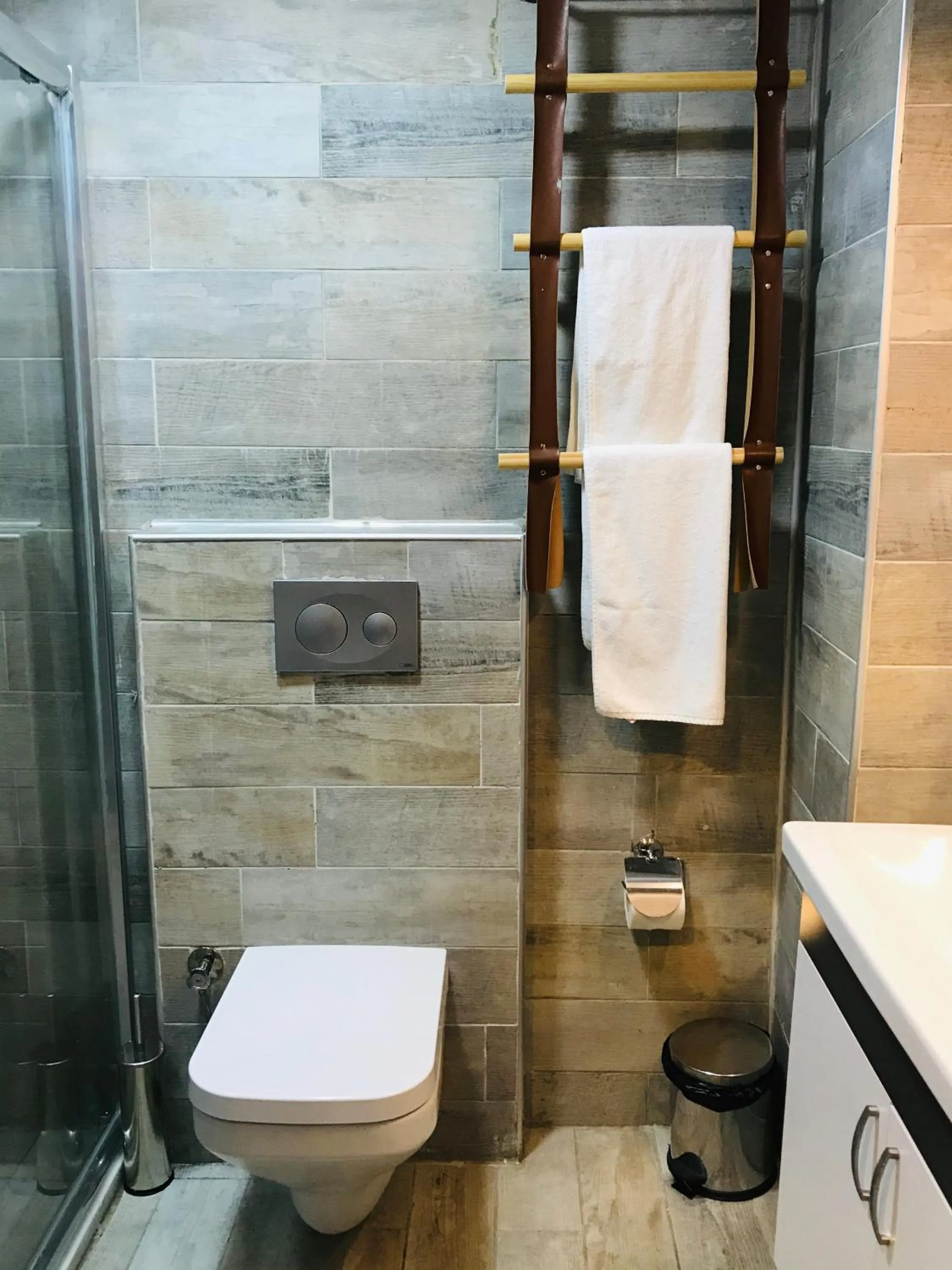 Bathroom in Barkod Otel