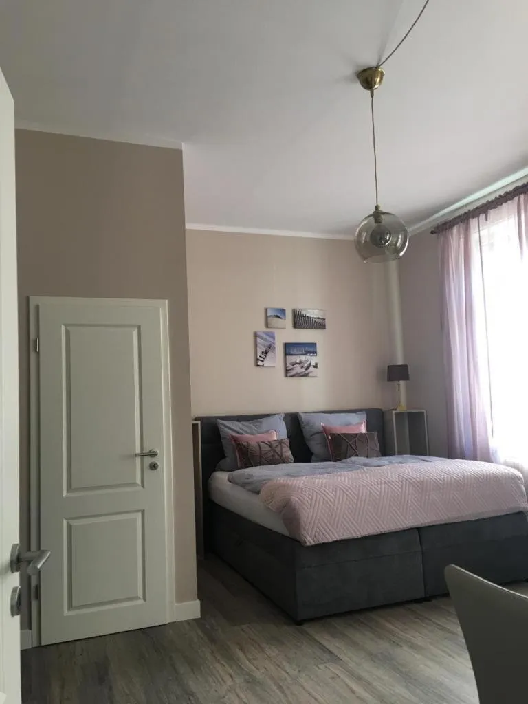 Bed in Villa Rosa Bad Camberg