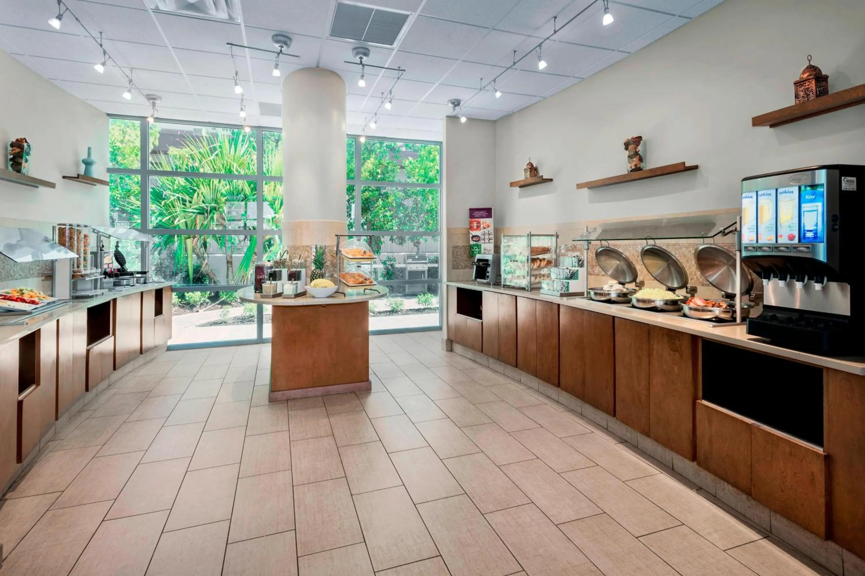 Breakfast in Residence Inn Fort Lauderdale Pompano Beach/Oceanfront