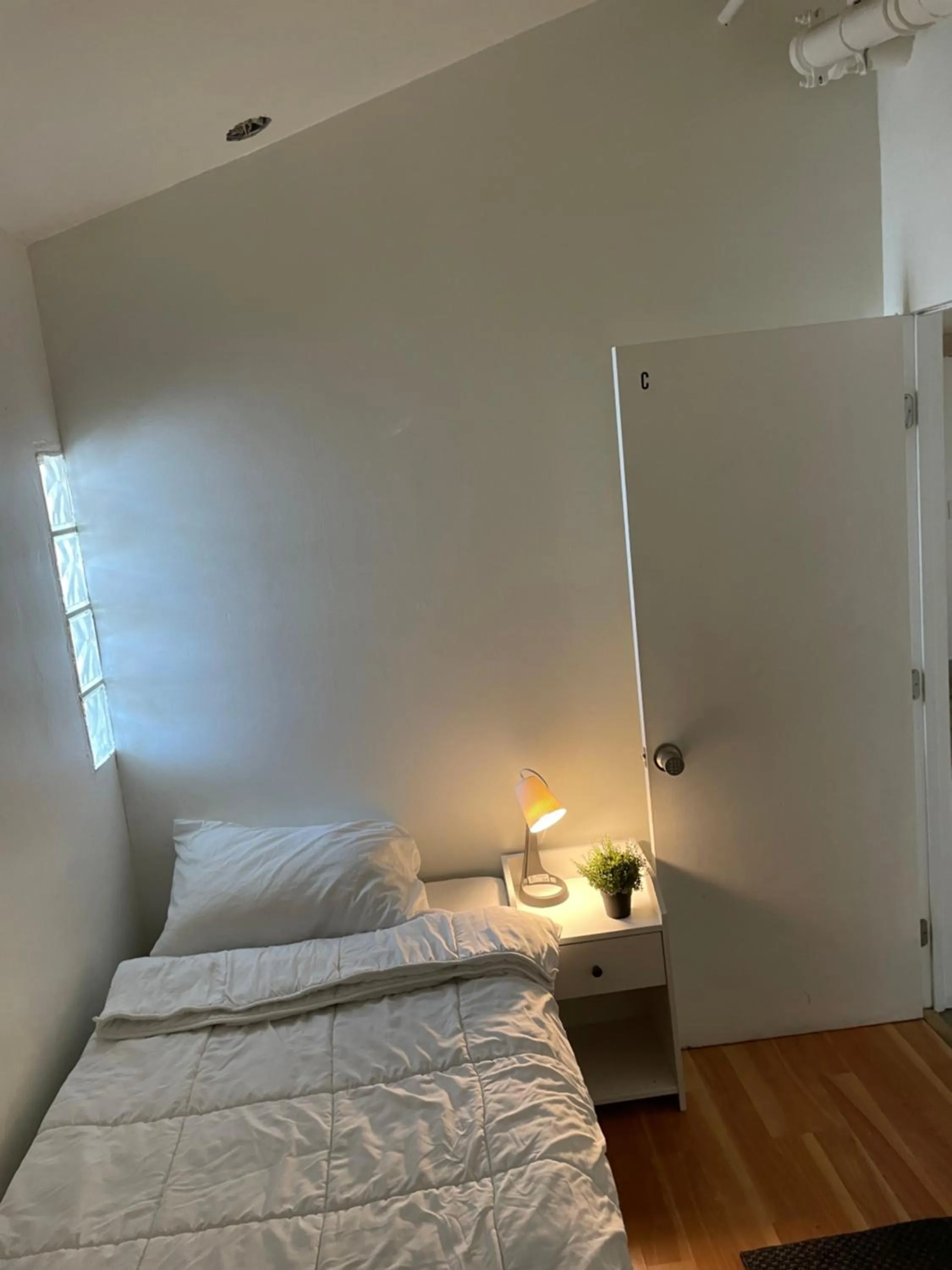 Bed in Culver City Hostel