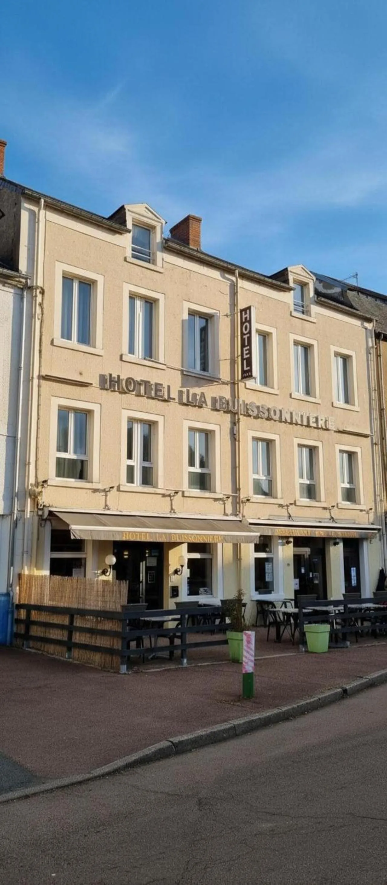 Property building in La Buissonnière