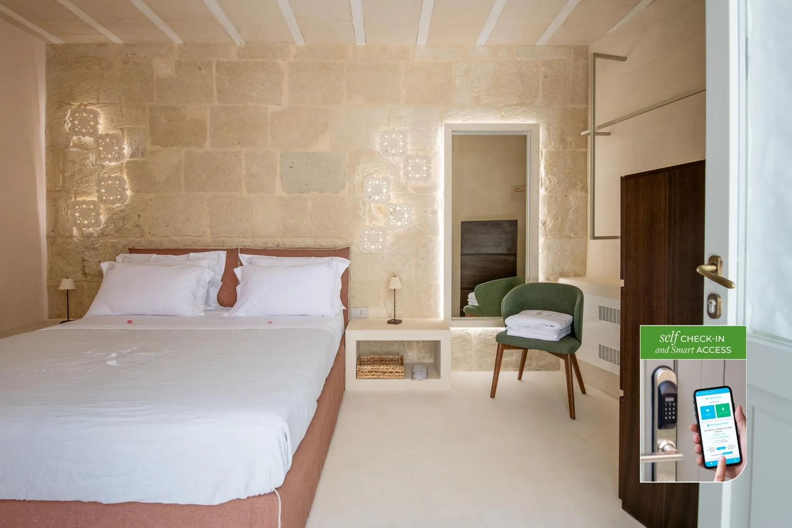 Bed in Corte Dei Granai Meeting & SPA - Raro Rooms Collection