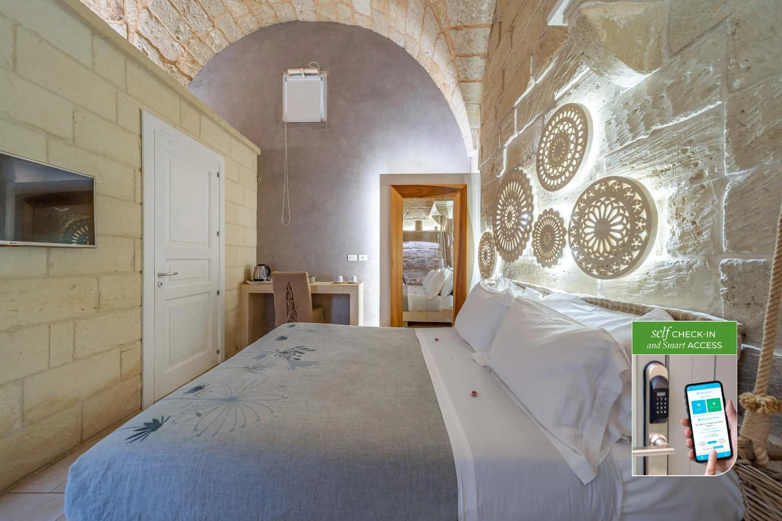 Bed in Corte Dei Granai Meeting & SPA - Raro Rooms Collection