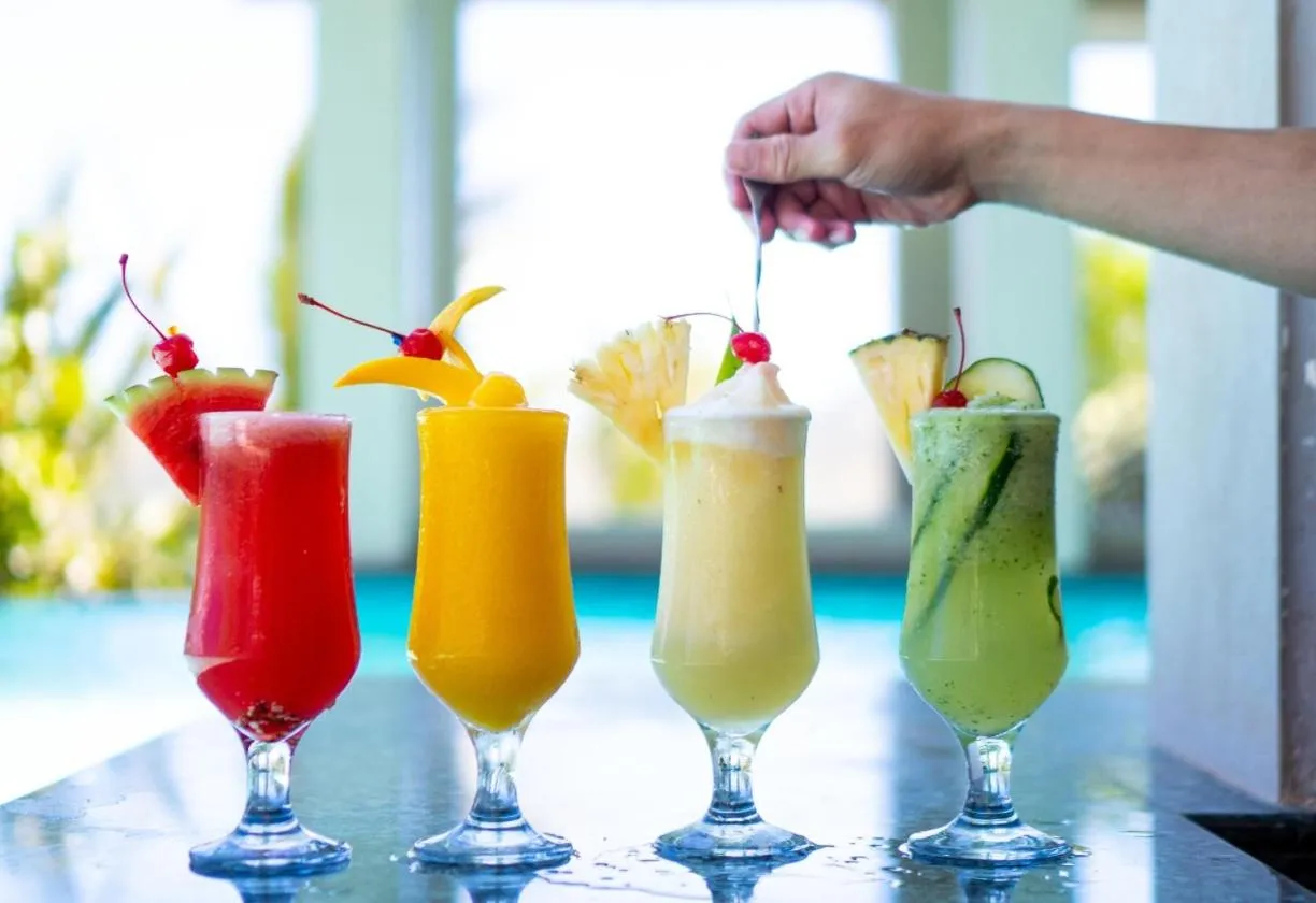 Drinks in Zuri Hotel