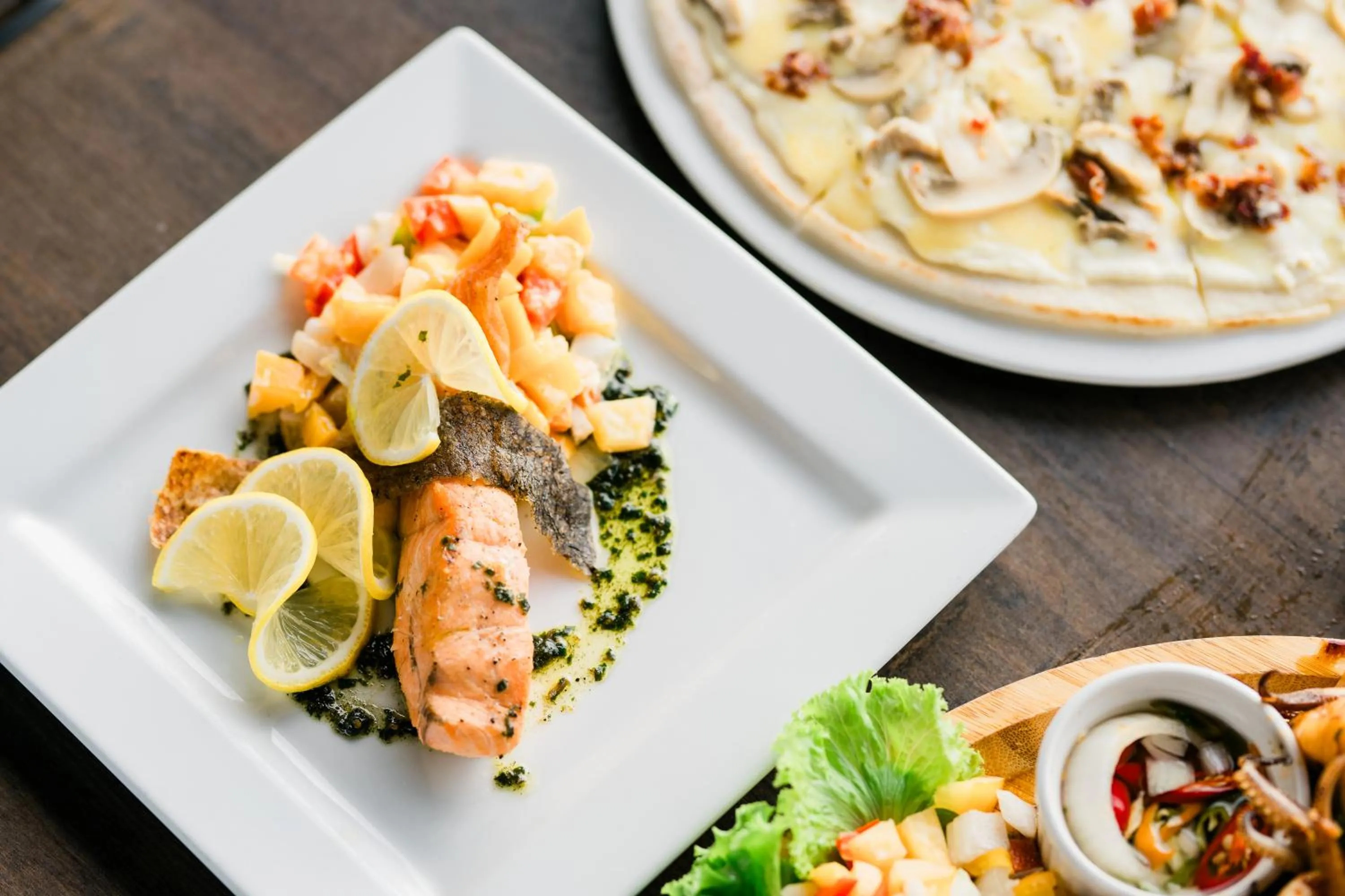 Restaurant/places to eat in Zuri Hotel