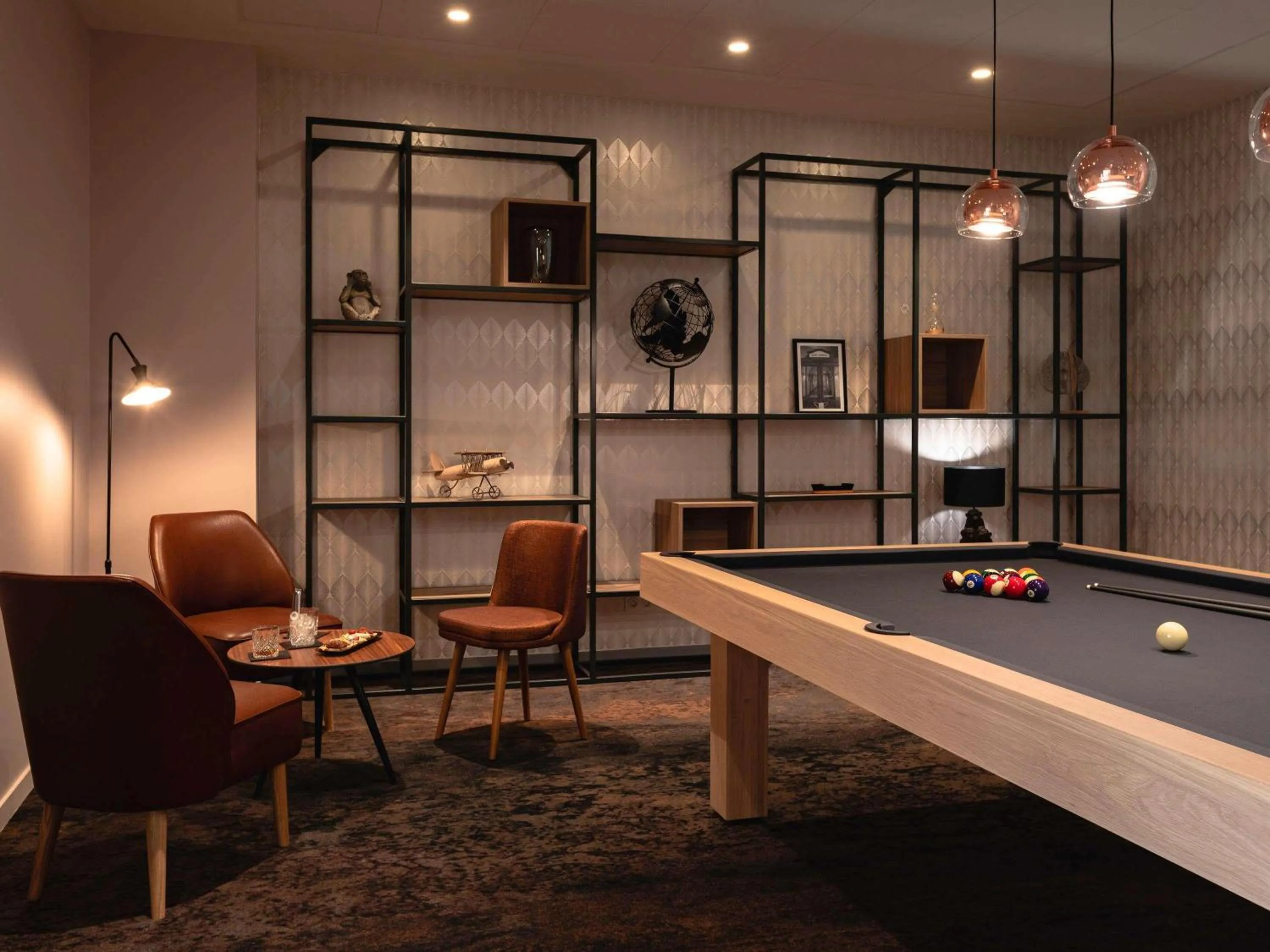 Lounge or bar in Mercure Aix-les-Bains Domaine de Marlioz Hôtel & Spa