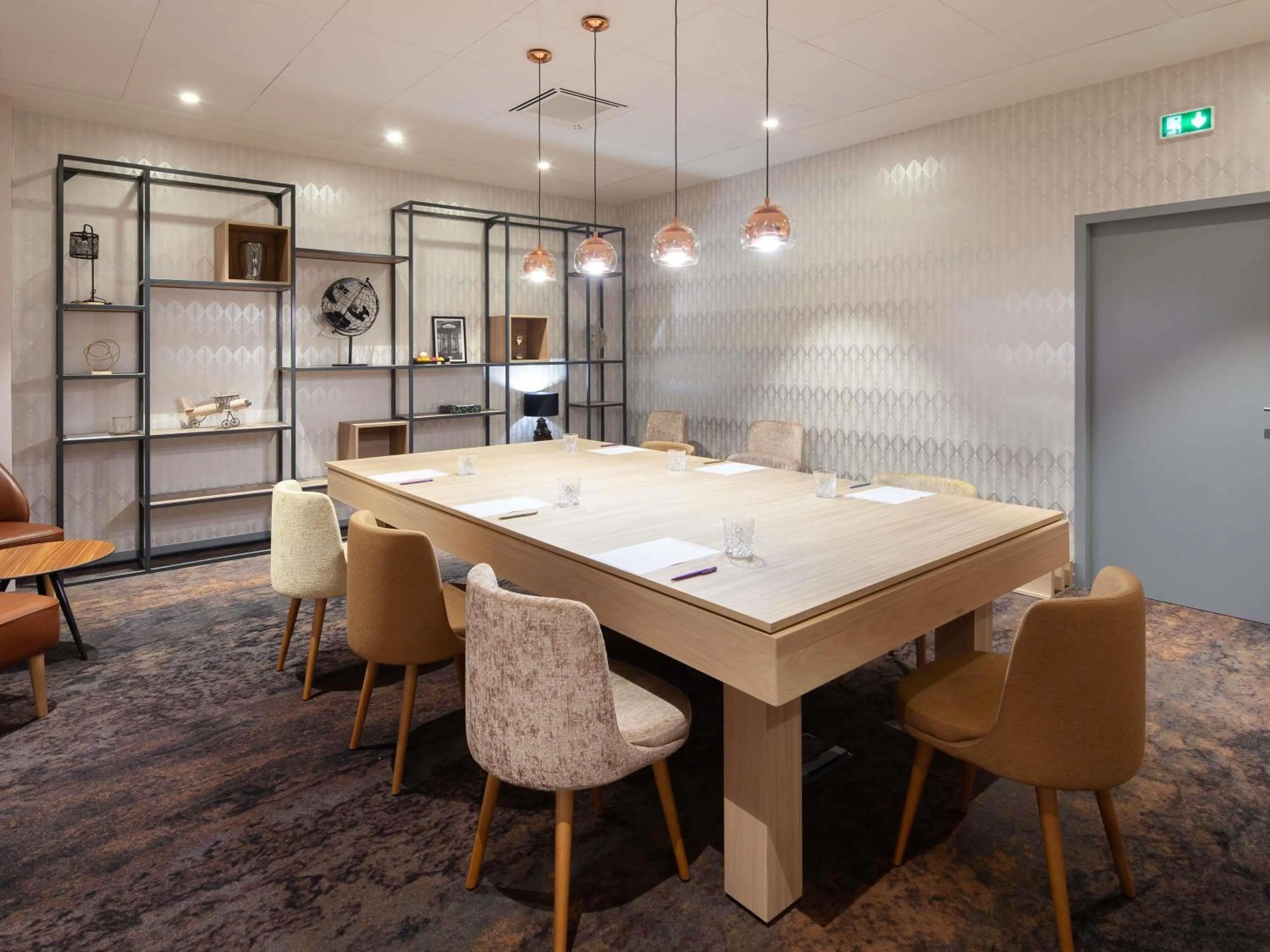 Meeting/conference room in Mercure Aix-les-Bains Domaine de Marlioz Hôtel & Spa