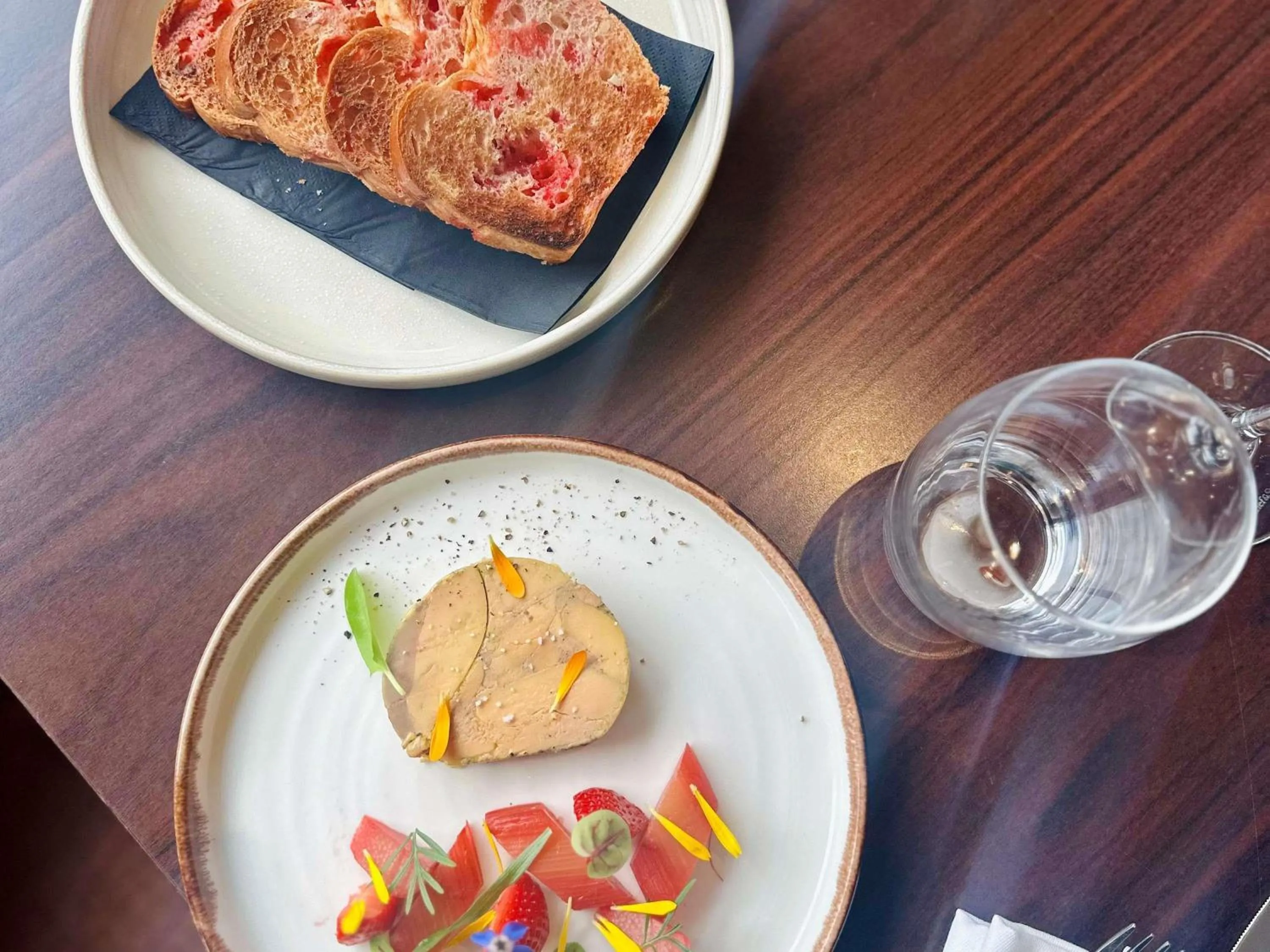 Restaurant/places to eat in Mercure Aix-les-Bains Domaine de Marlioz Hôtel & Spa