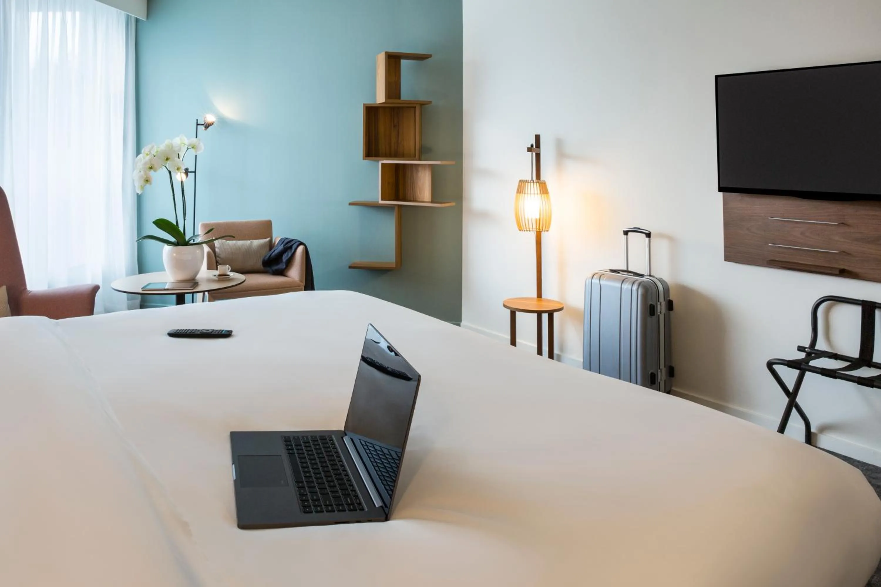 Bed in Mercure Aix-les-Bains Domaine de Marlioz Hôtel & Spa