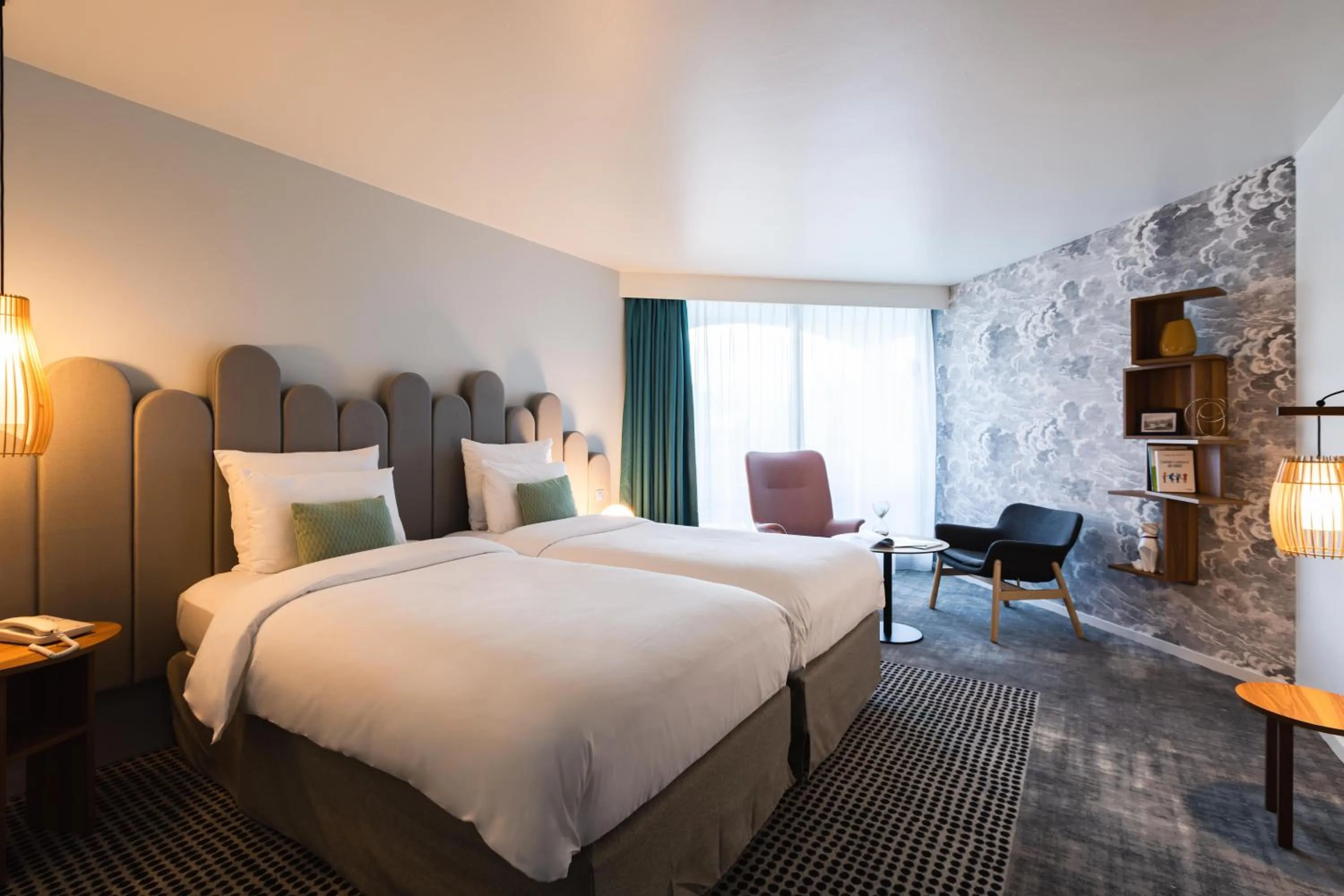 Bedroom, Bed in Mercure Aix-les-Bains Domaine de Marlioz Hôtel & Spa