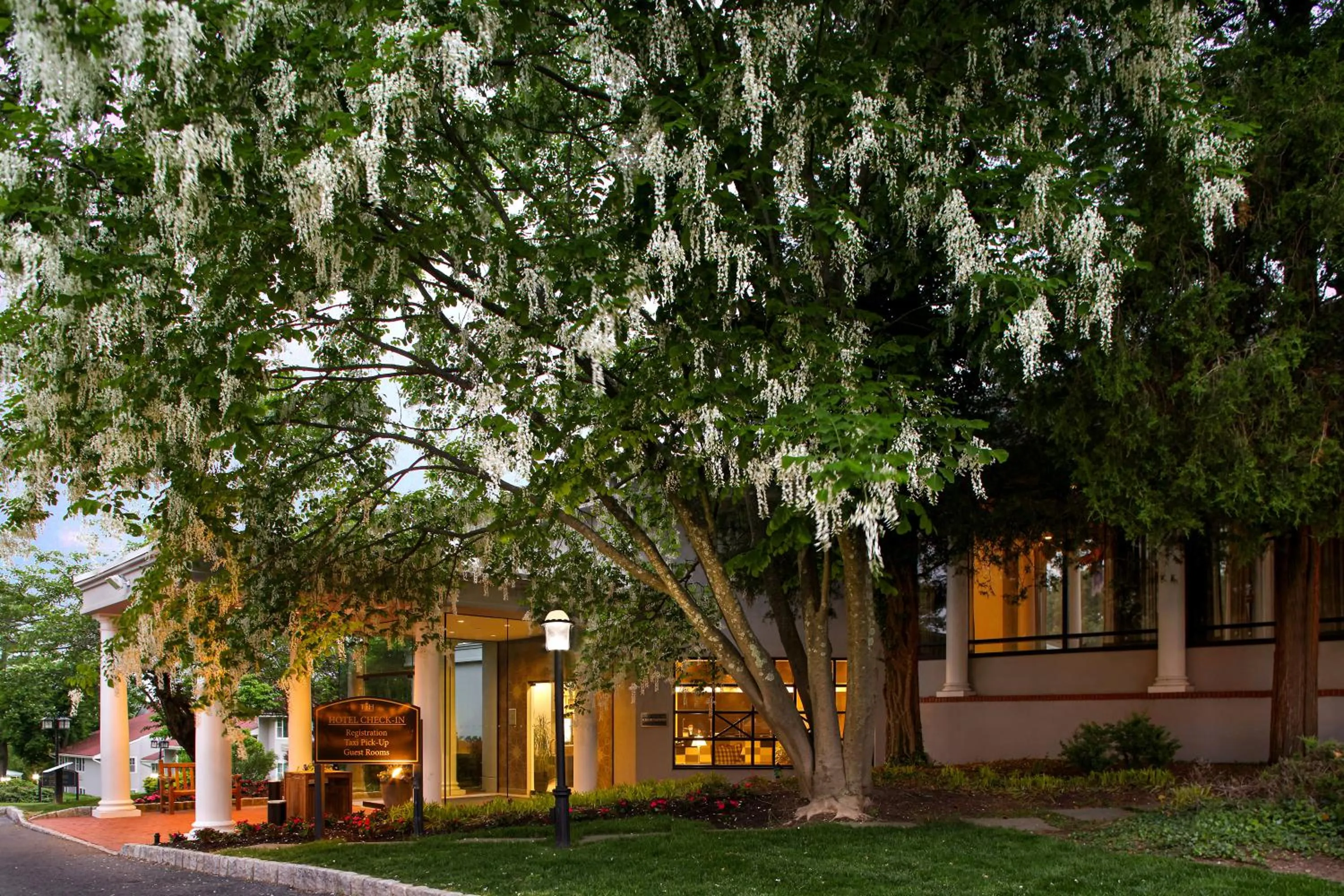 Property building in Tarrytown House Estate