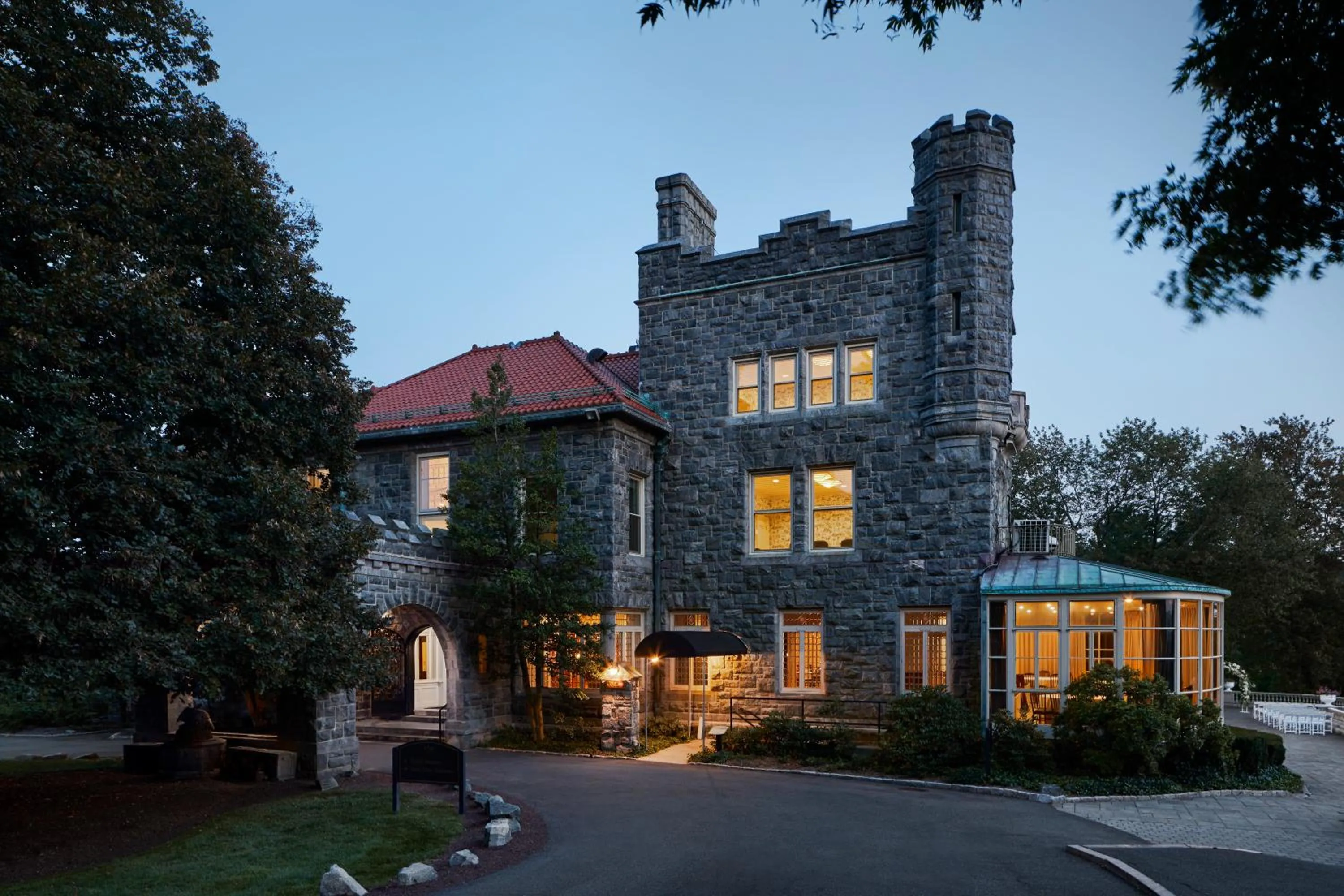 Property building in Tarrytown House Estate