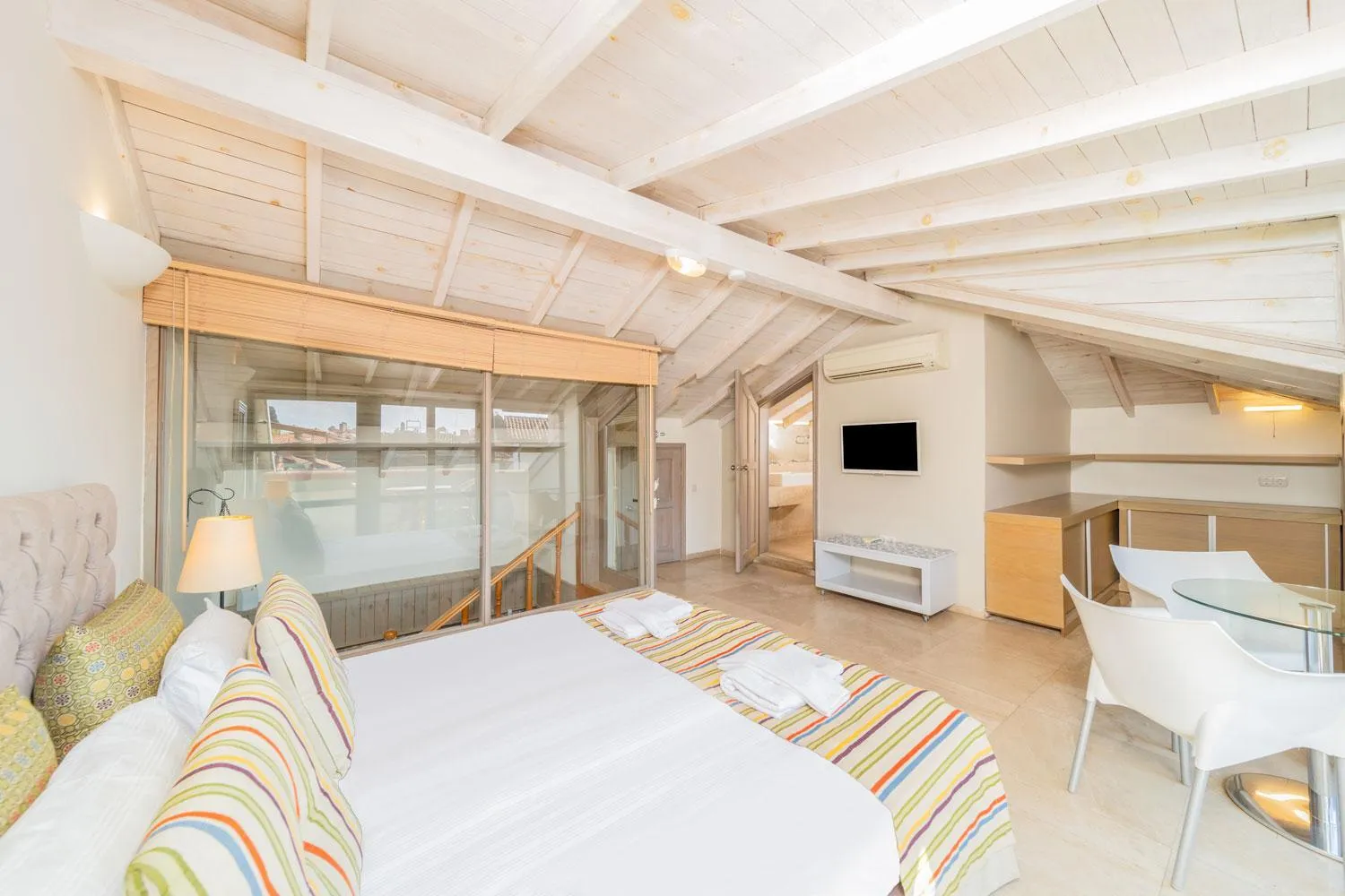 Communal lounge/ TV room in Alp Pasa Fiore Garden Suites - Special Class