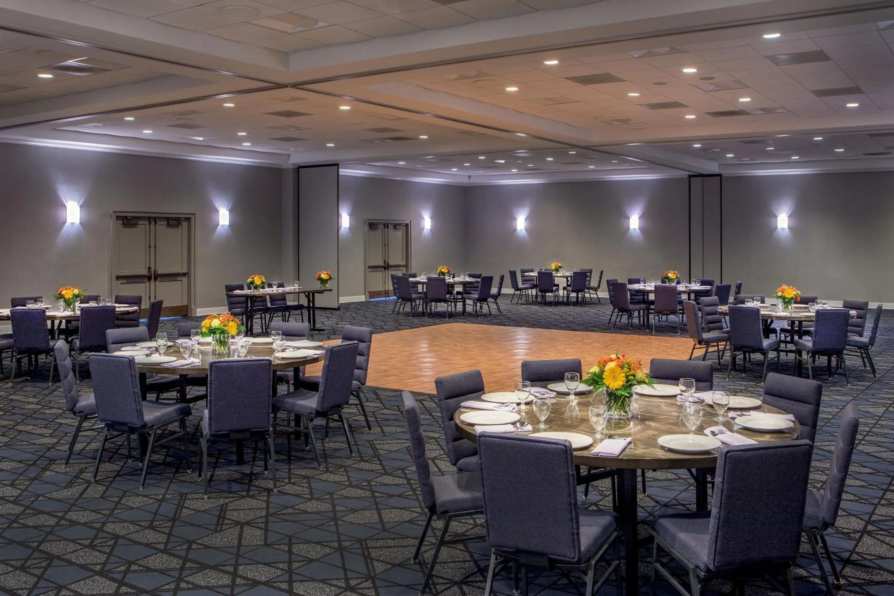 Meeting/conference room in Courtyard by Marriott Boston Billerica Bedford
