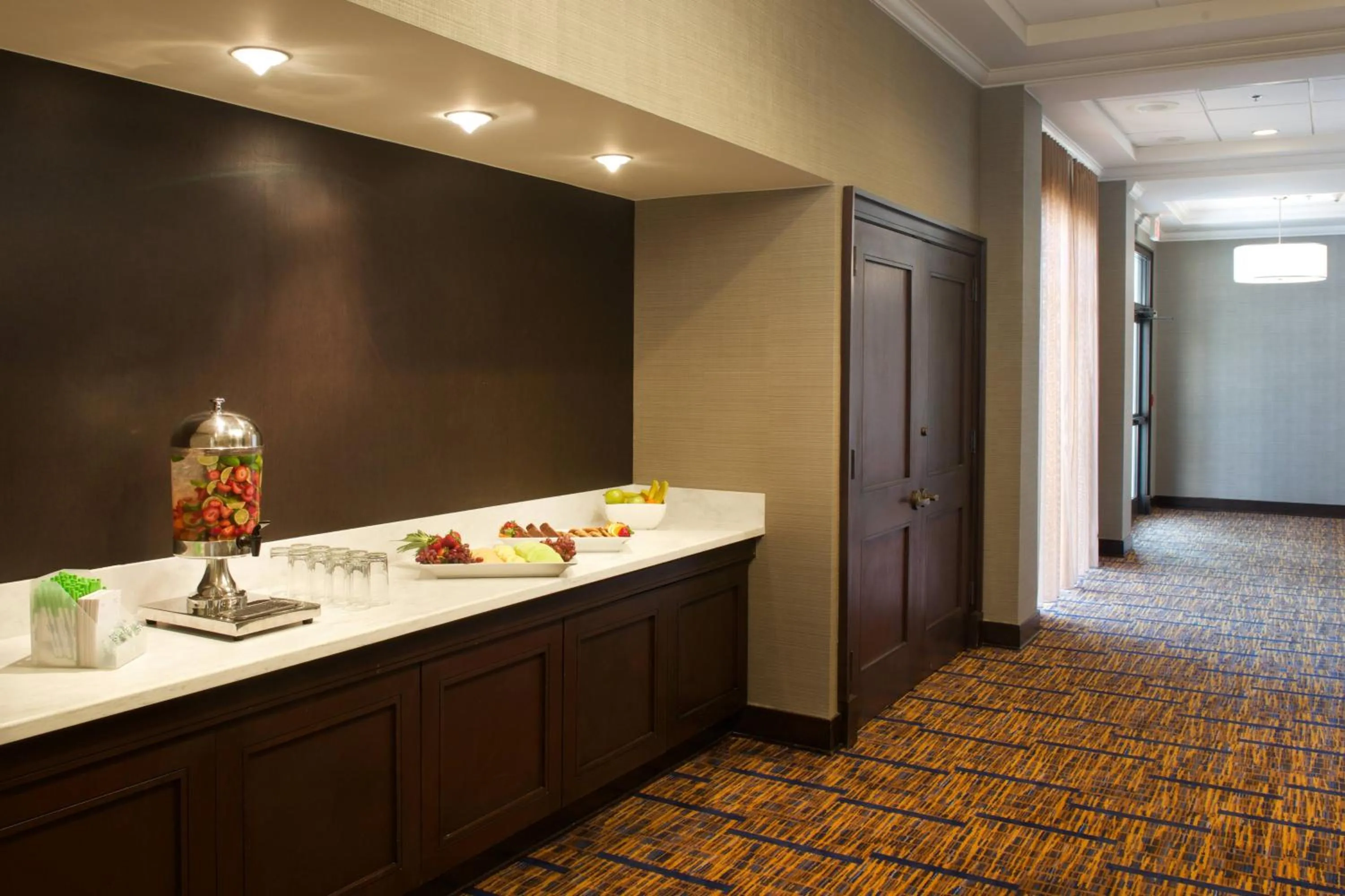 Meeting/conference room in Courtyard by Marriott Boston Billerica Bedford