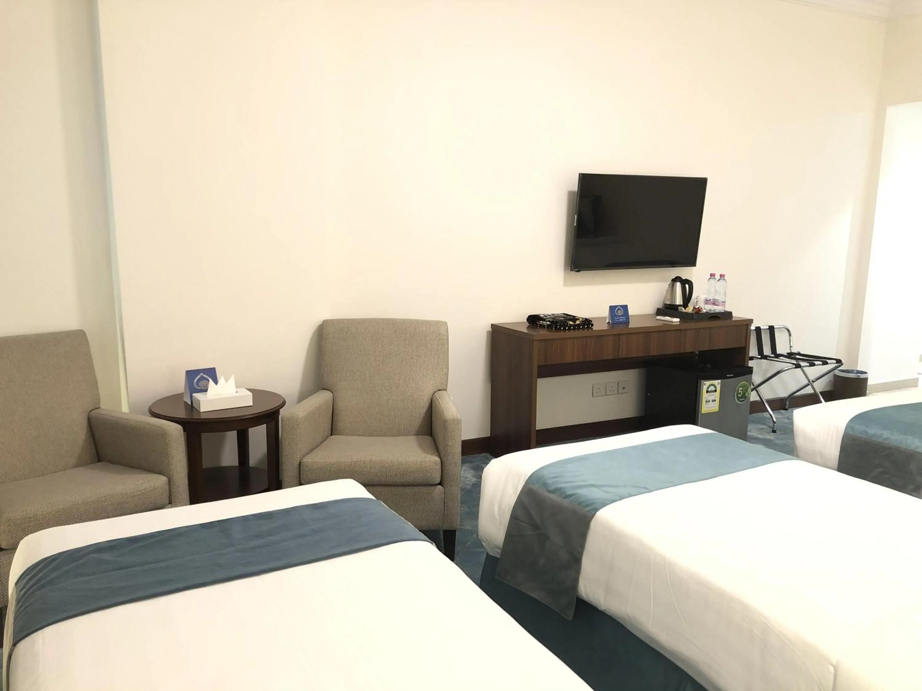 Bedroom in Zaha Al Madina Hotel