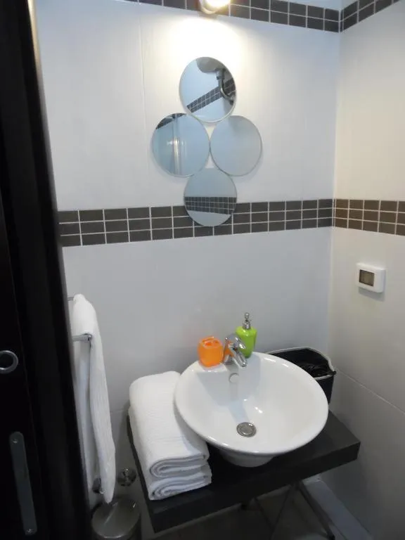 Bathroom in Megaride Santa Lucia