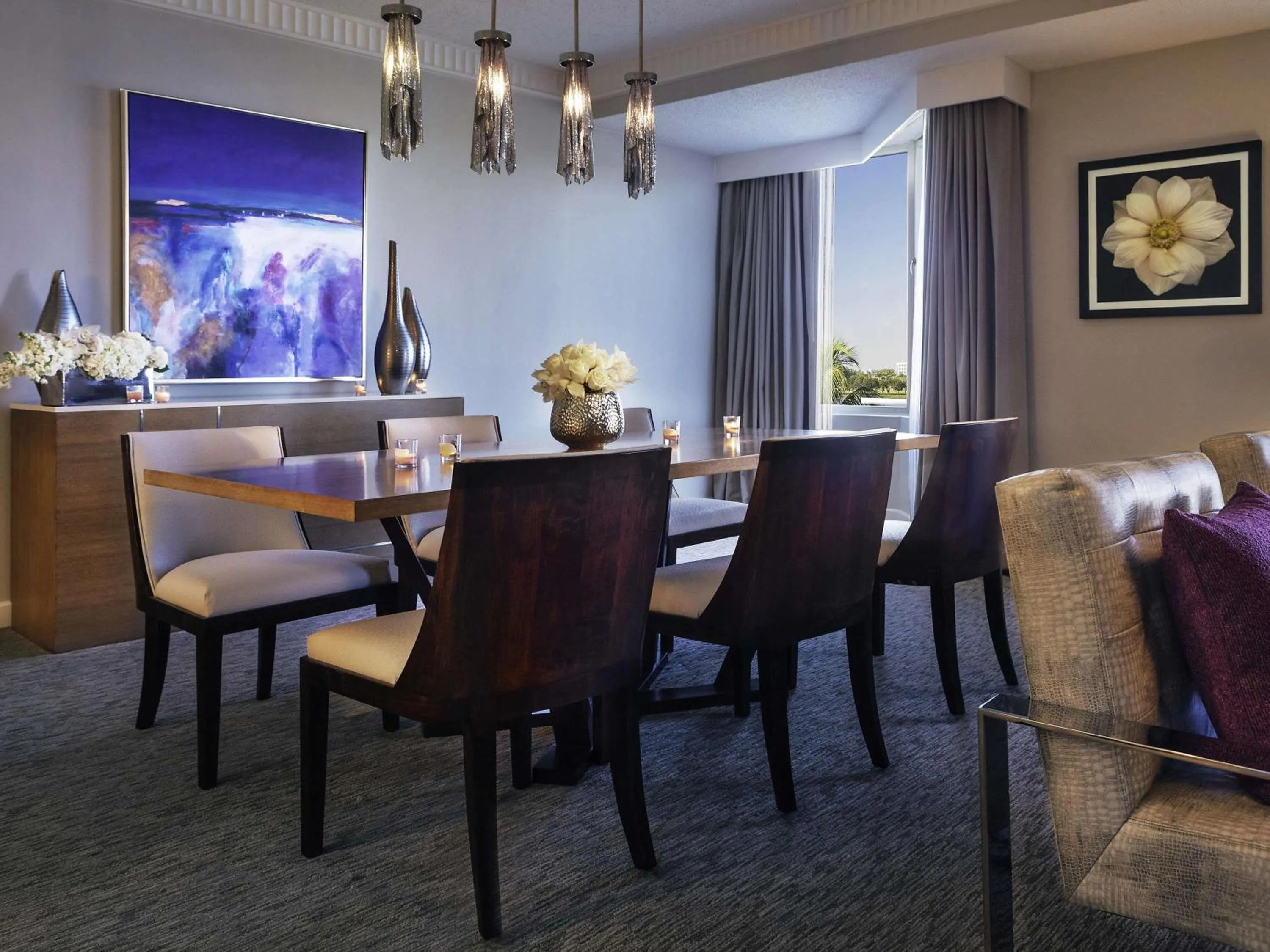 Bedroom in Pullman Miami Airport