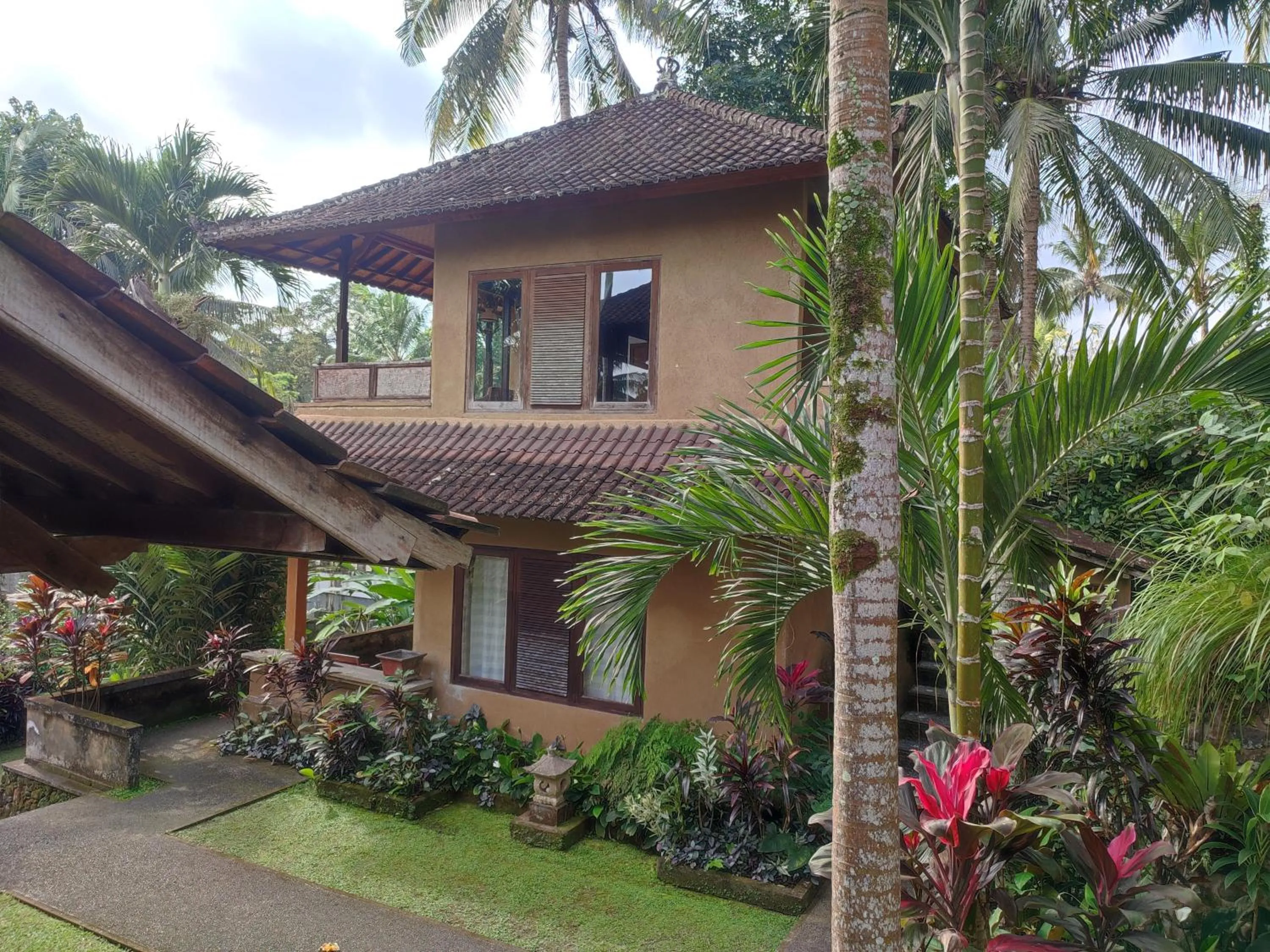 Property building in Sari Wangi Cottage