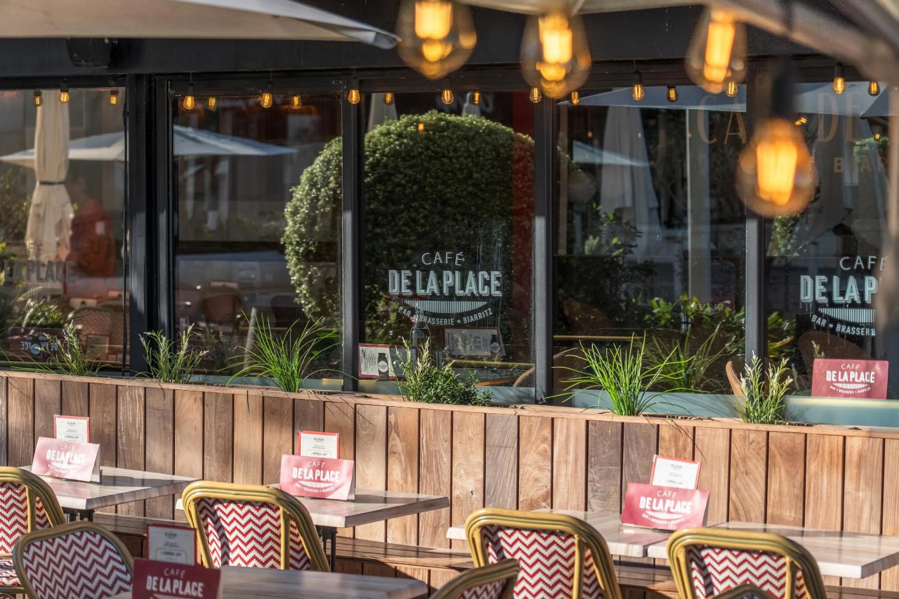 Dining area in Hotel De L'Océan