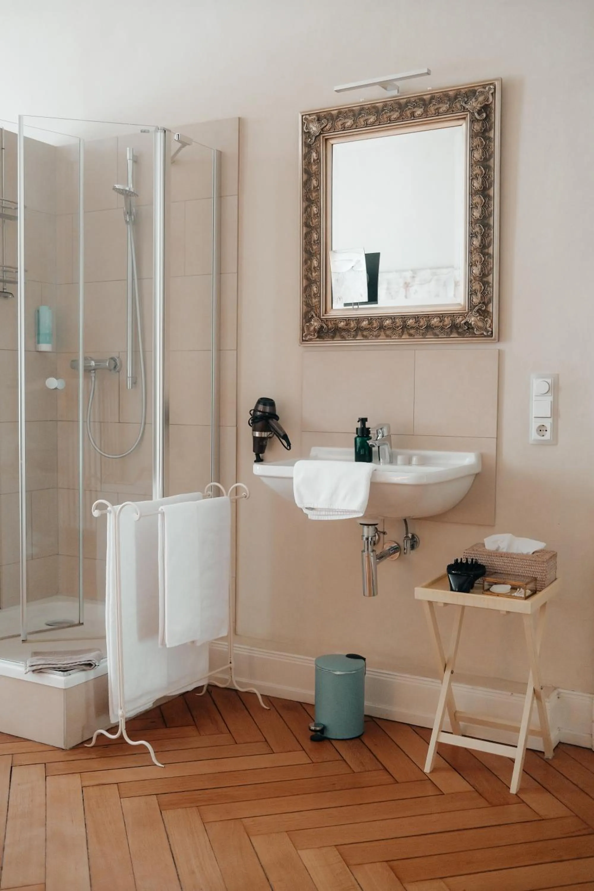 Shower in Hotel am Museum
