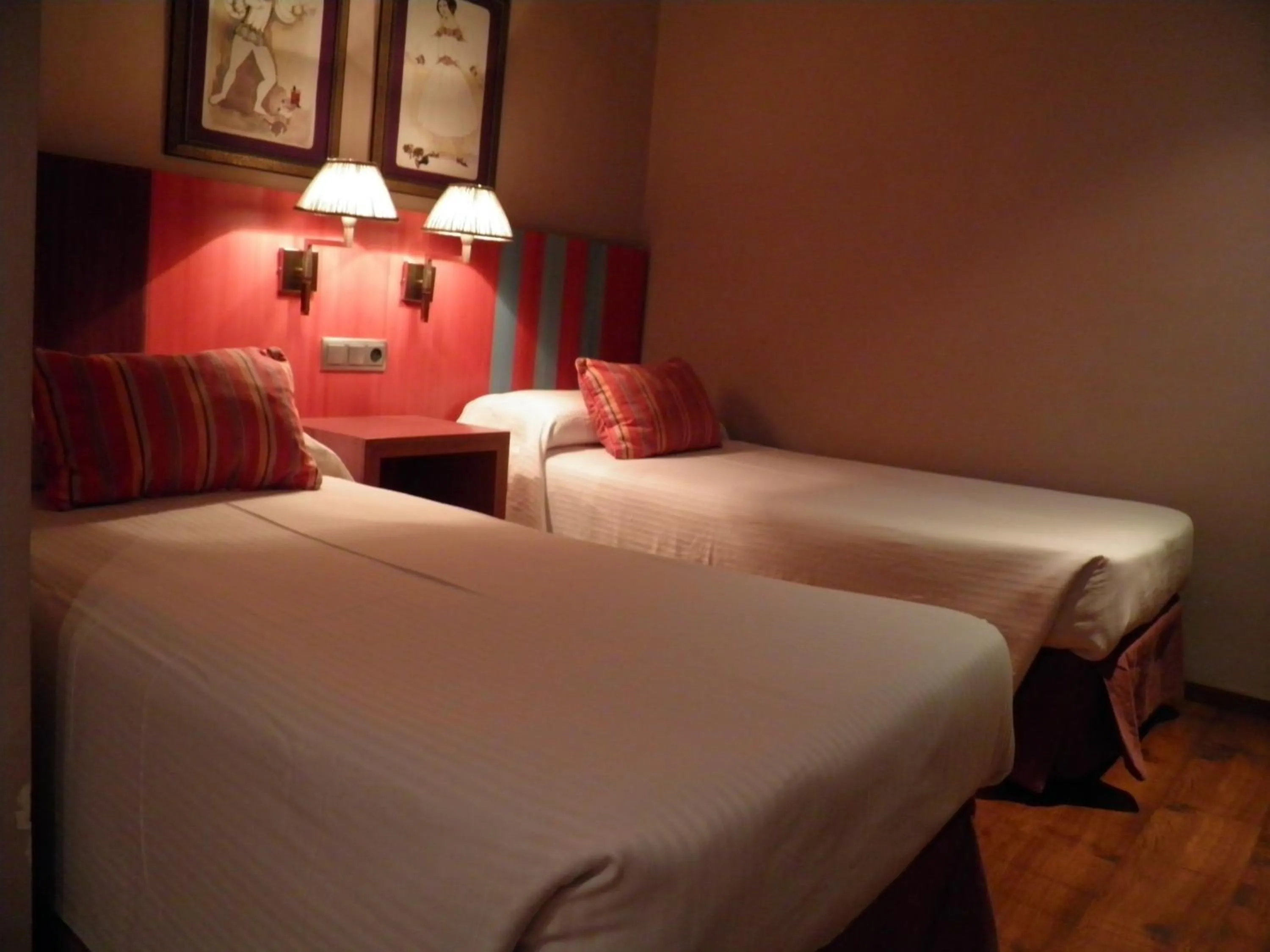 Bed in Hotel Annex - Rey Don Jaime I