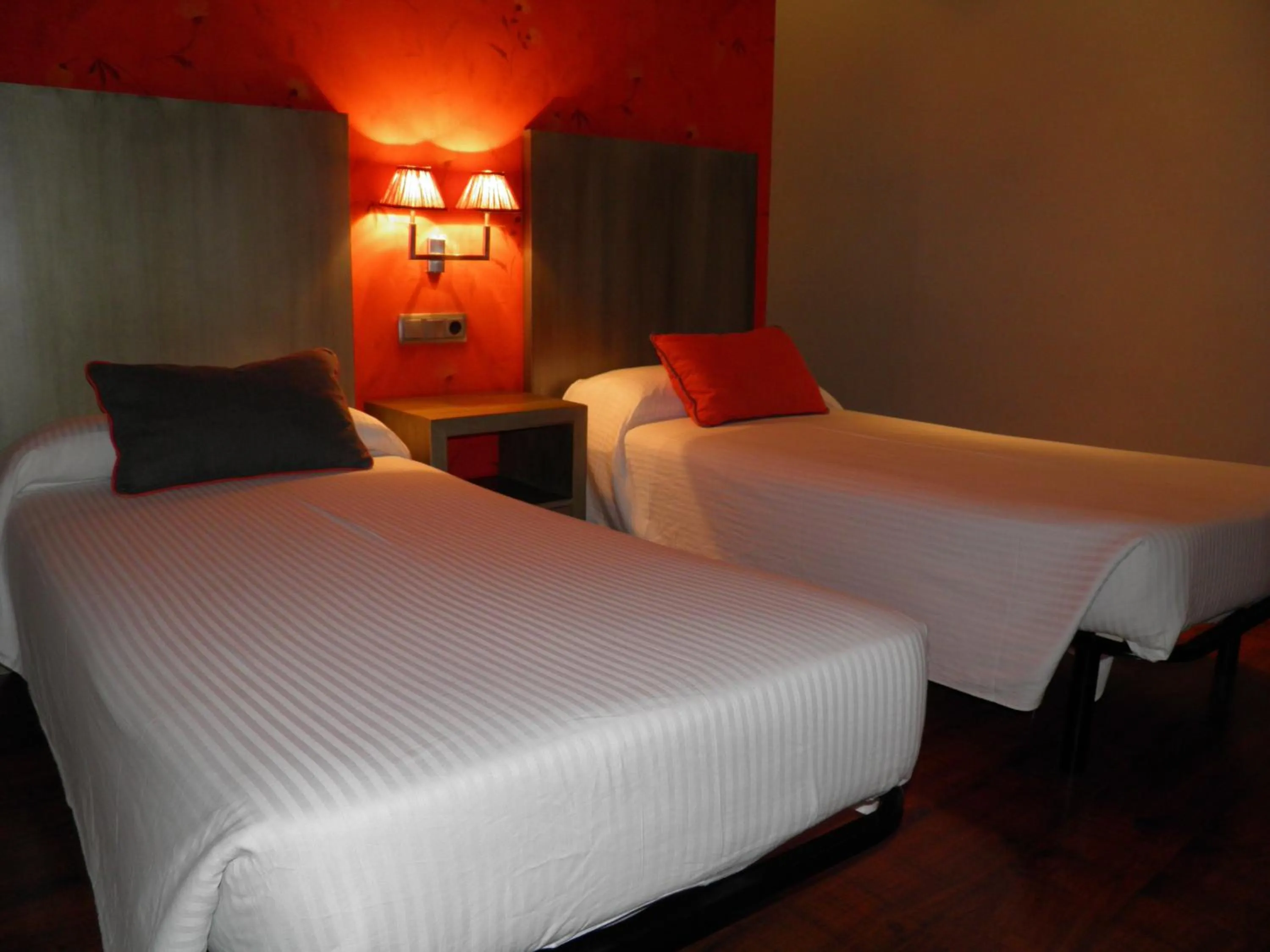 Bed in Hotel Annex - Rey Don Jaime I