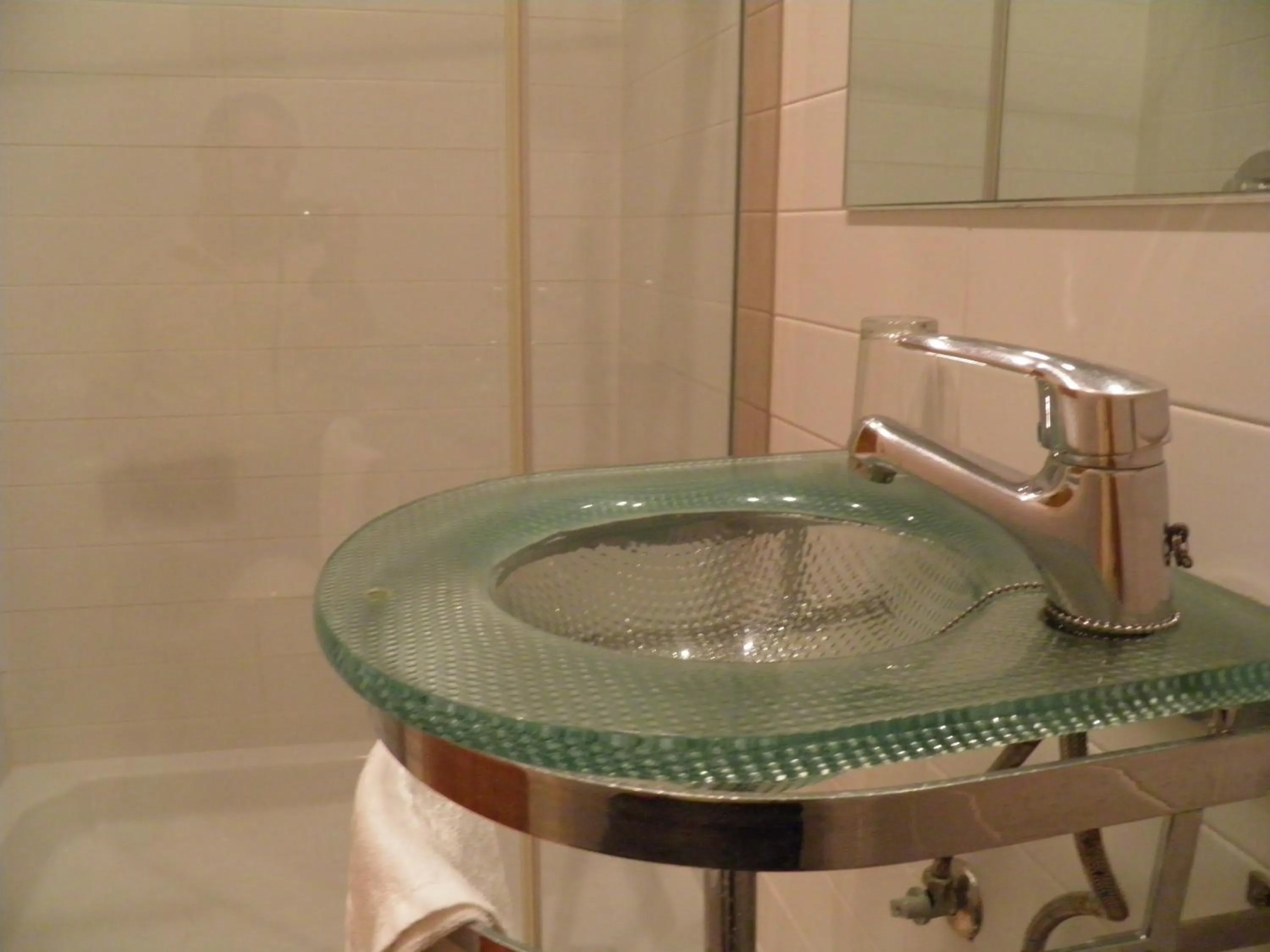 Bathroom in Hotel Annex - Rey Don Jaime I