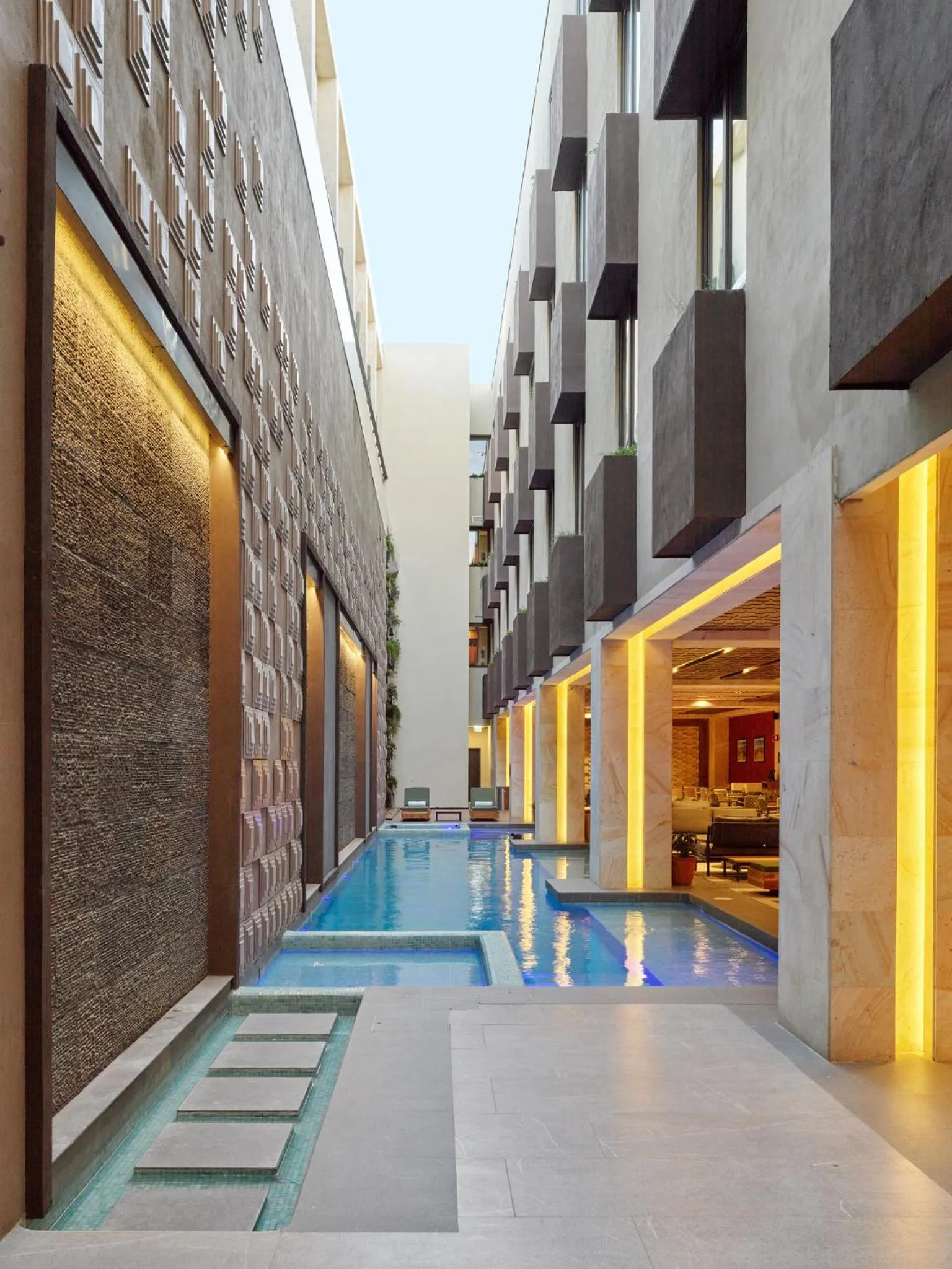 Swimming pool in Grand Fiesta Americana Oaxaca