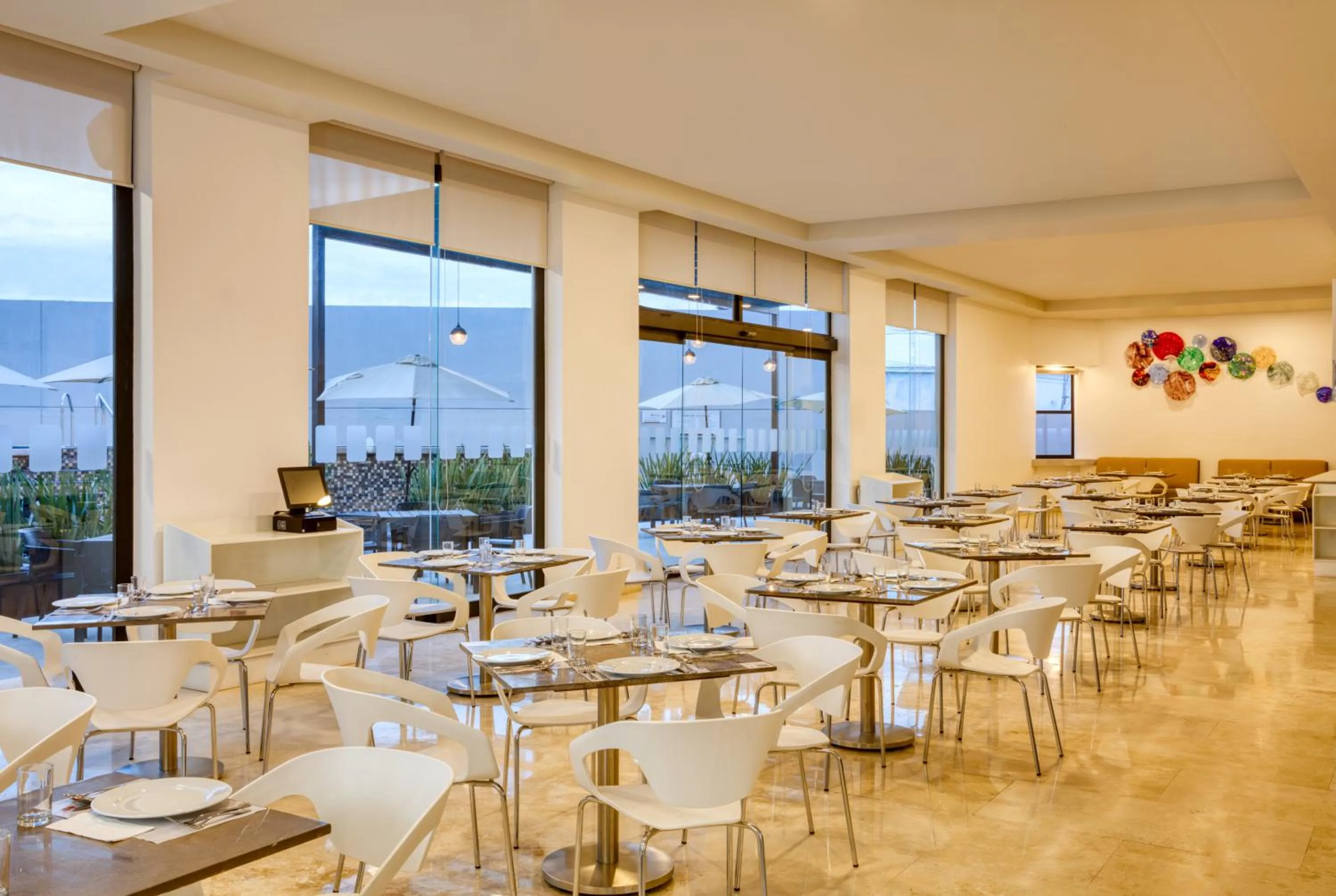 Restaurant/places to eat in Fiesta Inn Guadalajara Aeropuerto