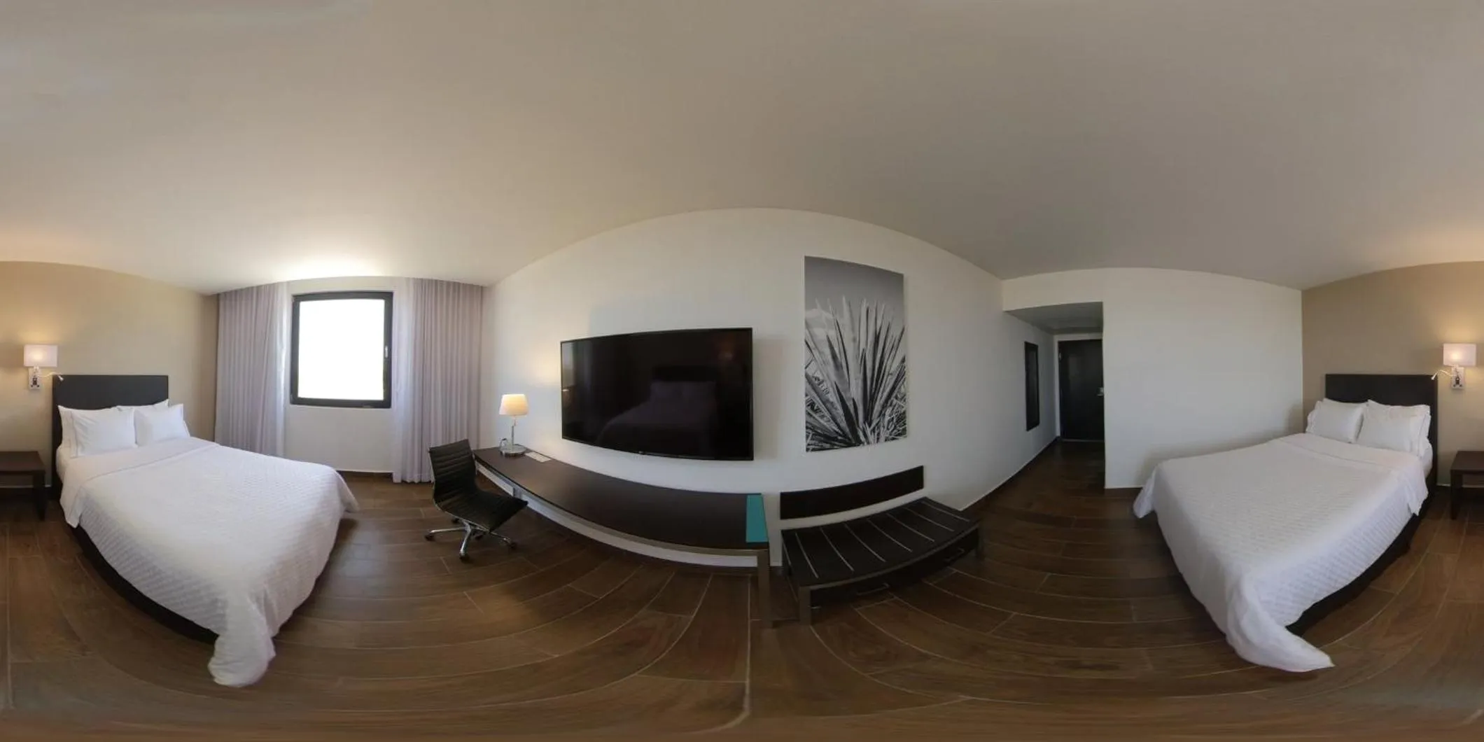 Bedroom, Bed in Fiesta Inn Guadalajara Aeropuerto