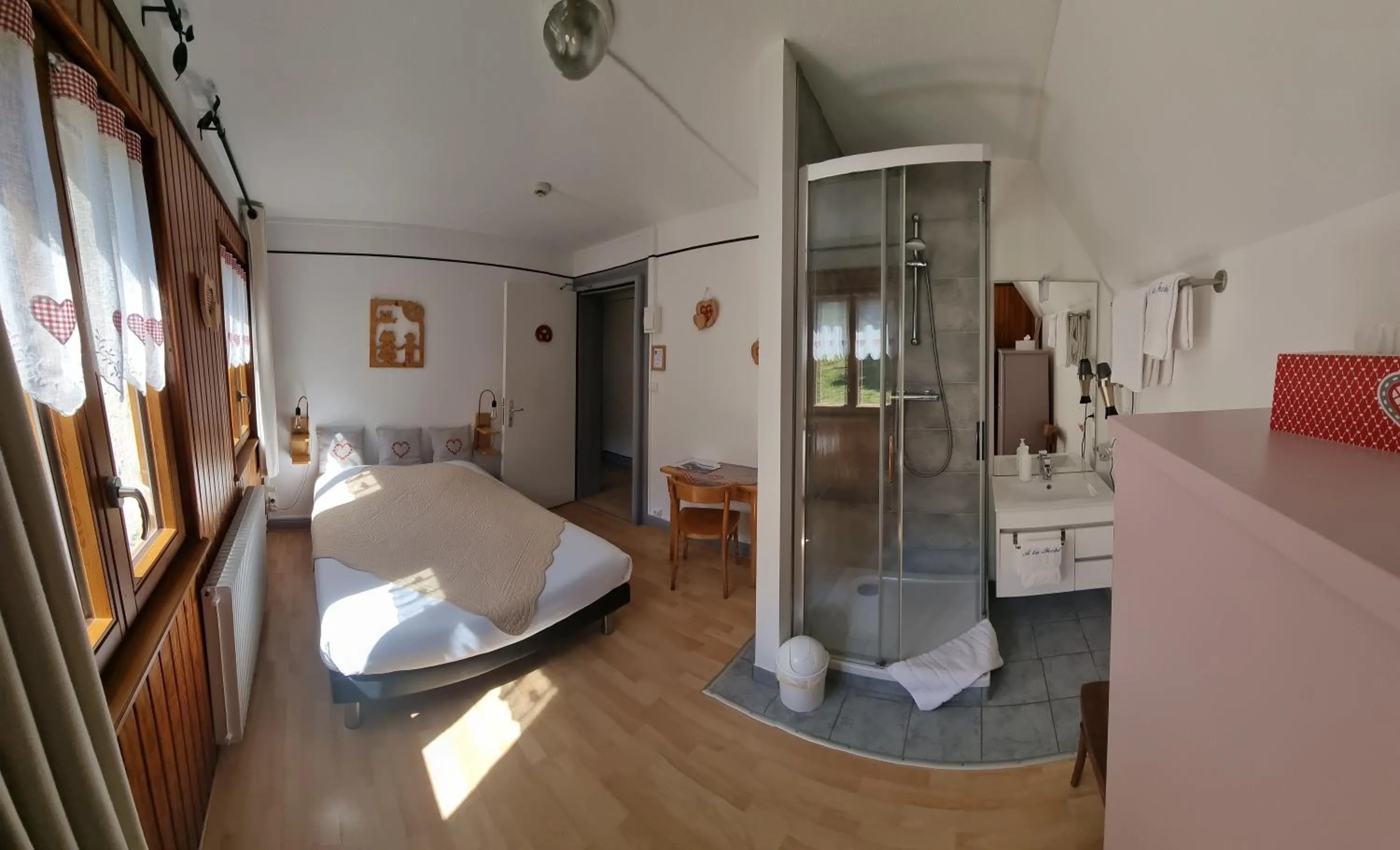 Property building, Bed in Chambres d'hôtes A la Fecht Nature et Bien-être