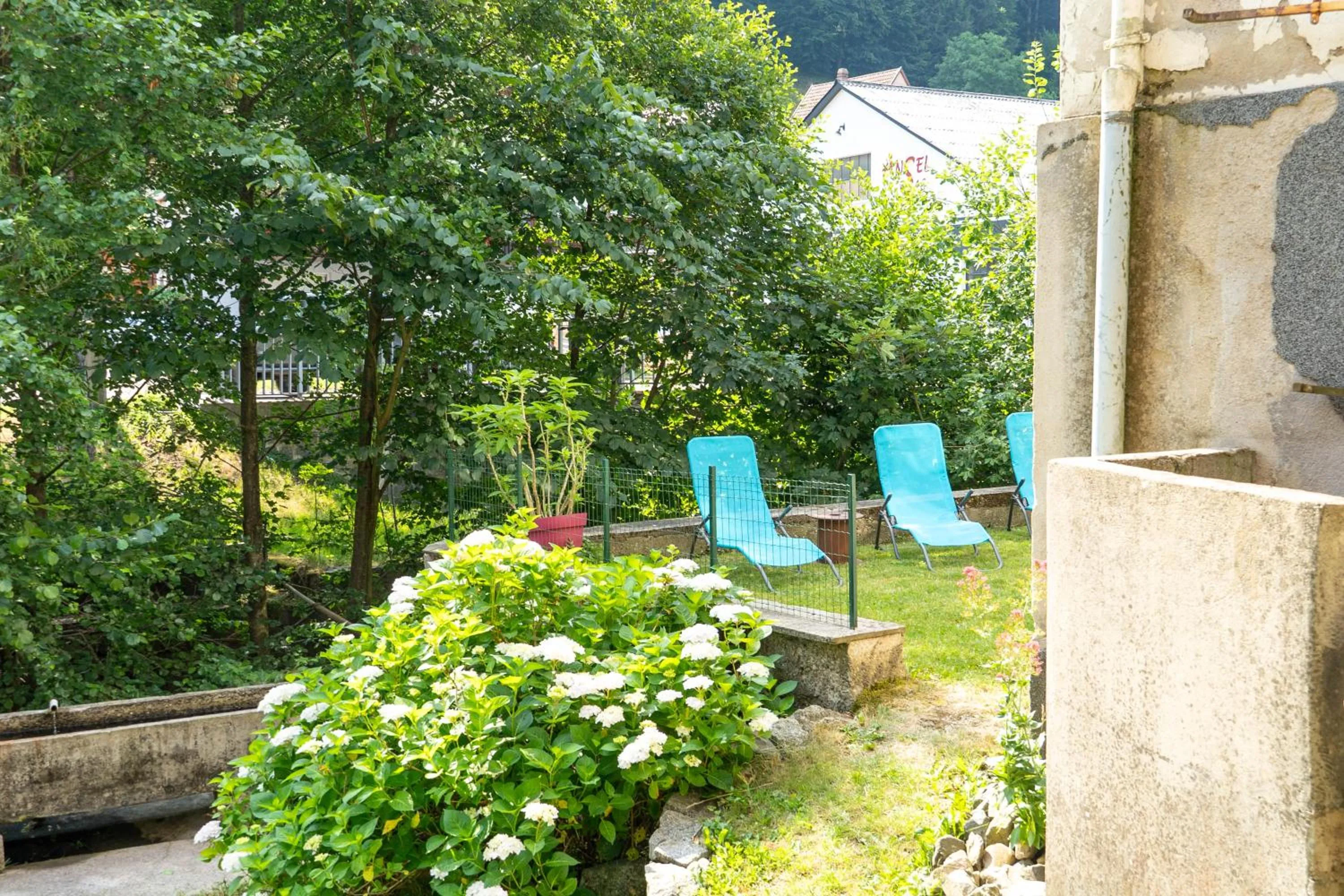 Property building in Chambres d'hôtes A la Fecht Nature et Bien-être
