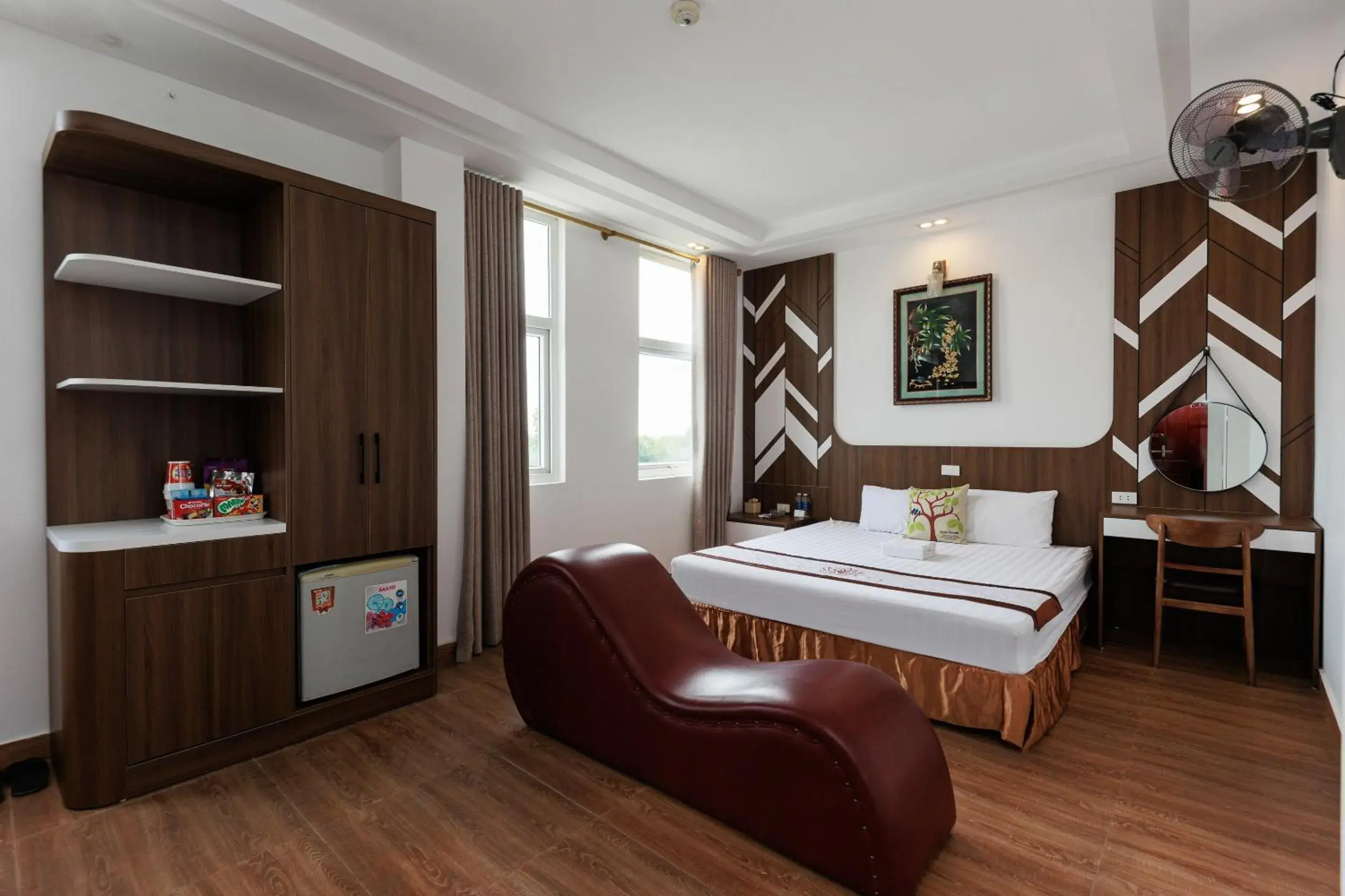 Superior Double Room in OYO 472 Lenka Hotel Superior Double Room in OYO 472 Lenka Hotel