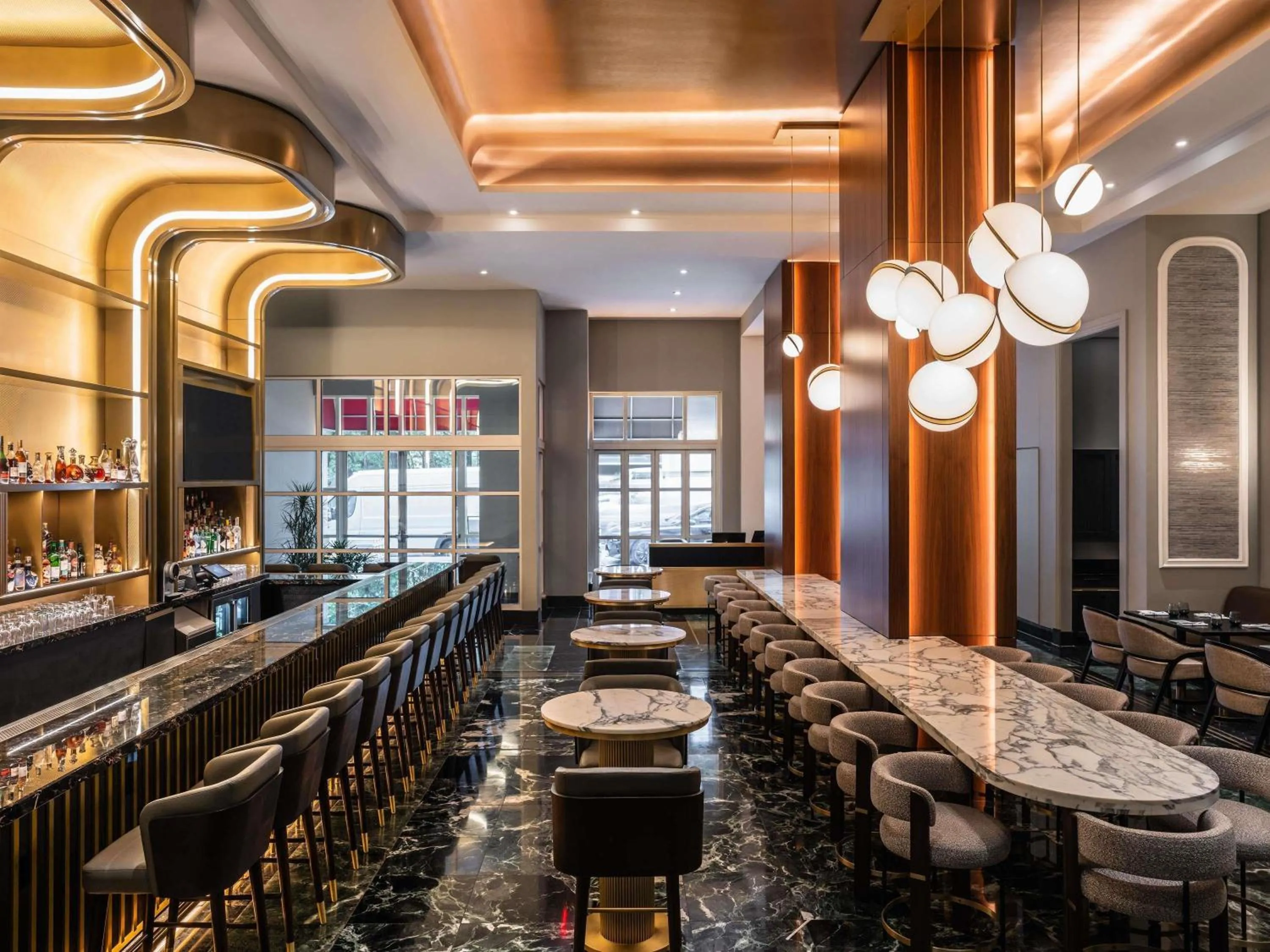 Restaurant/places to eat in Sofitel New York