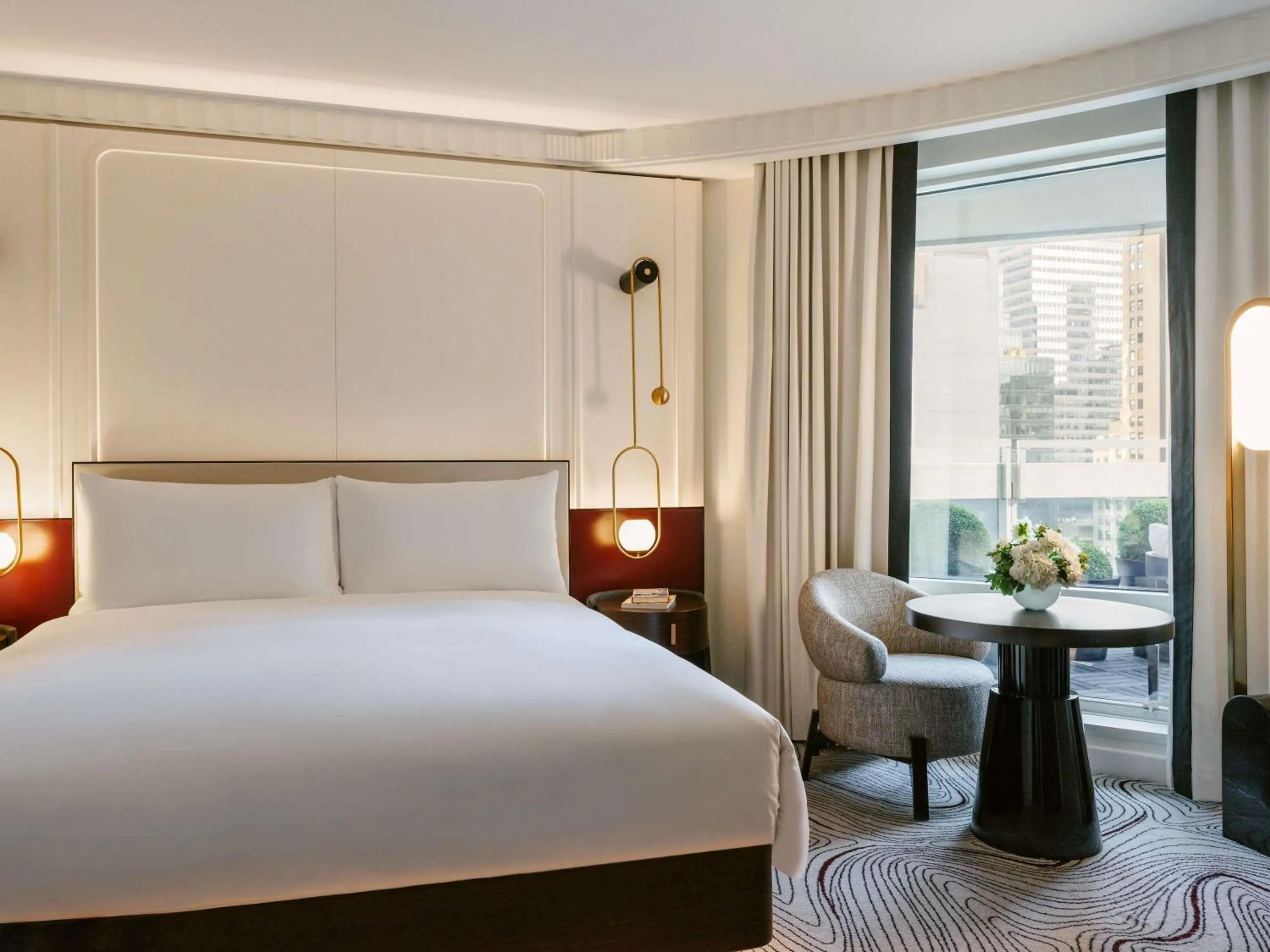 Bedroom, Bed in Sofitel New York