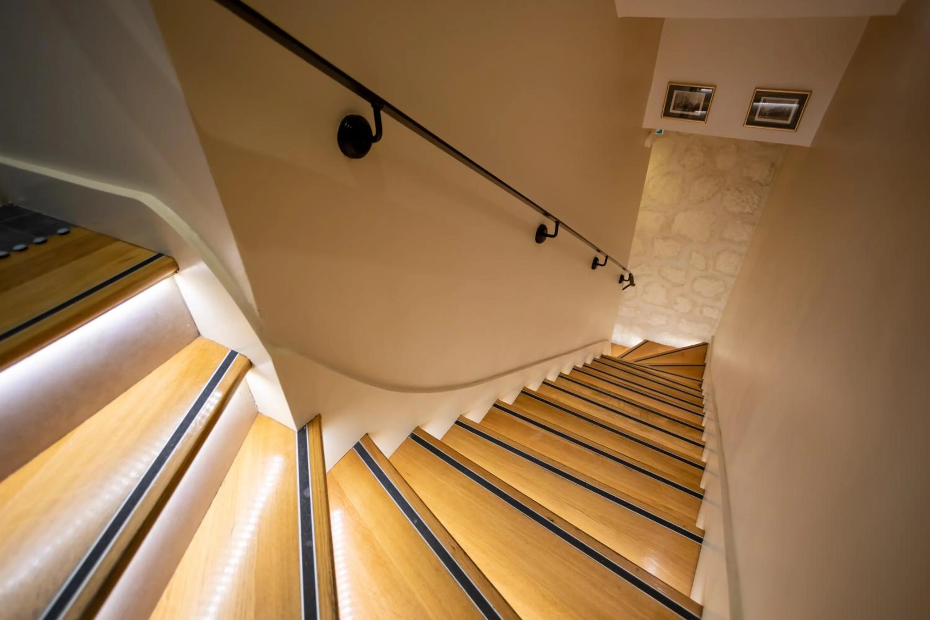 Lobby or reception in Hôtel Le Relais des Halles