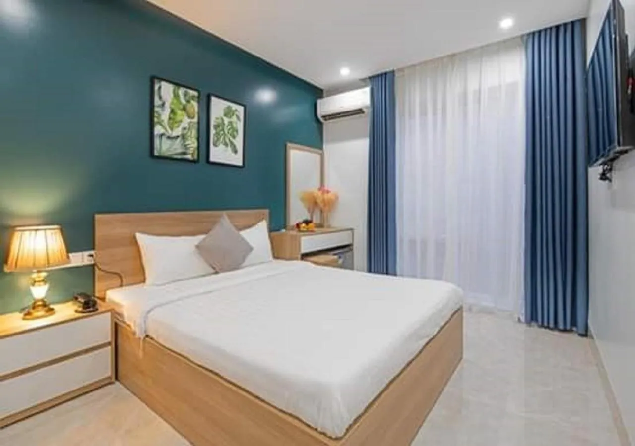 Photo of the whole room, Bed in Suri Apartment & Hotel Danang