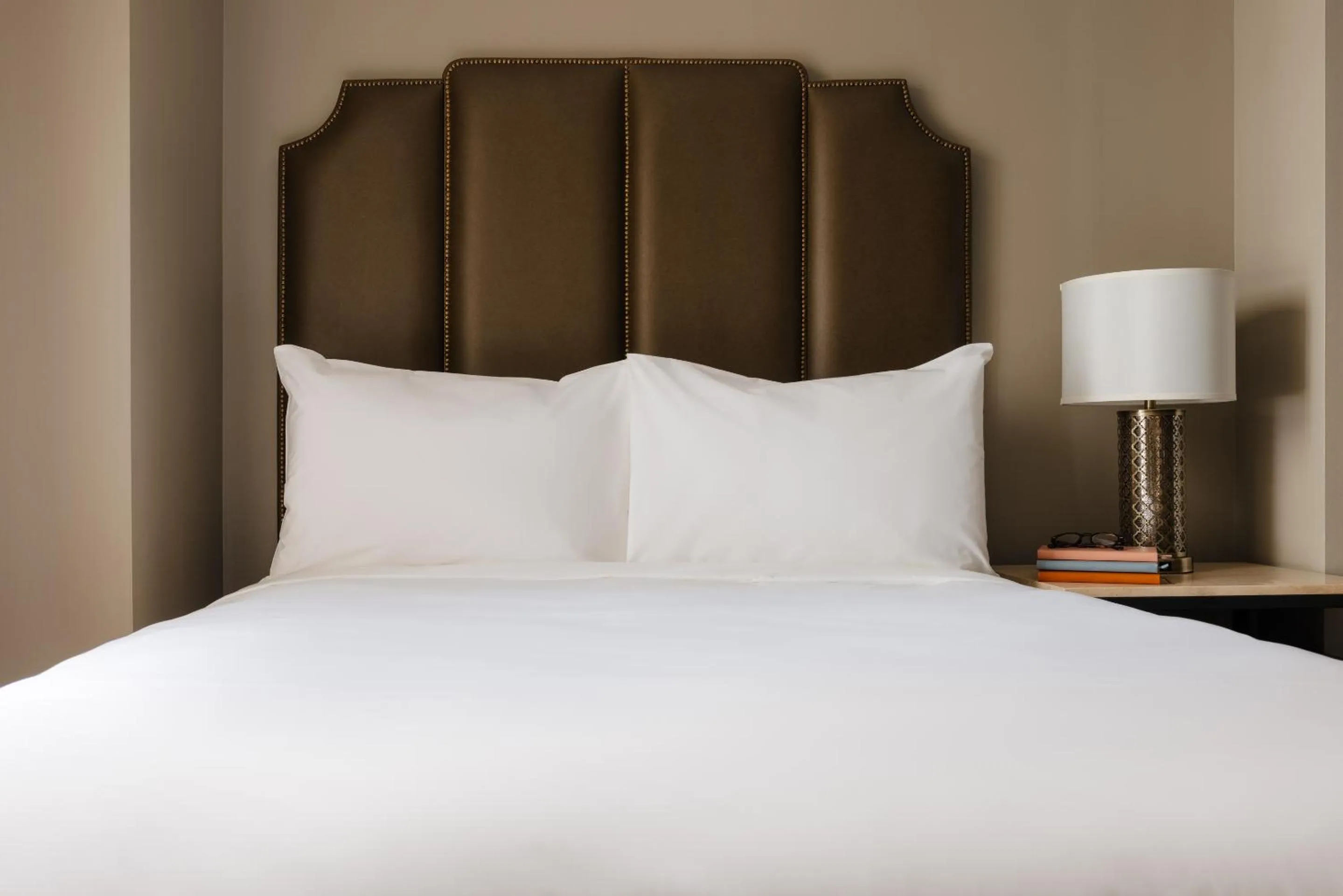 Bed in Hotel Bijou - Union Square