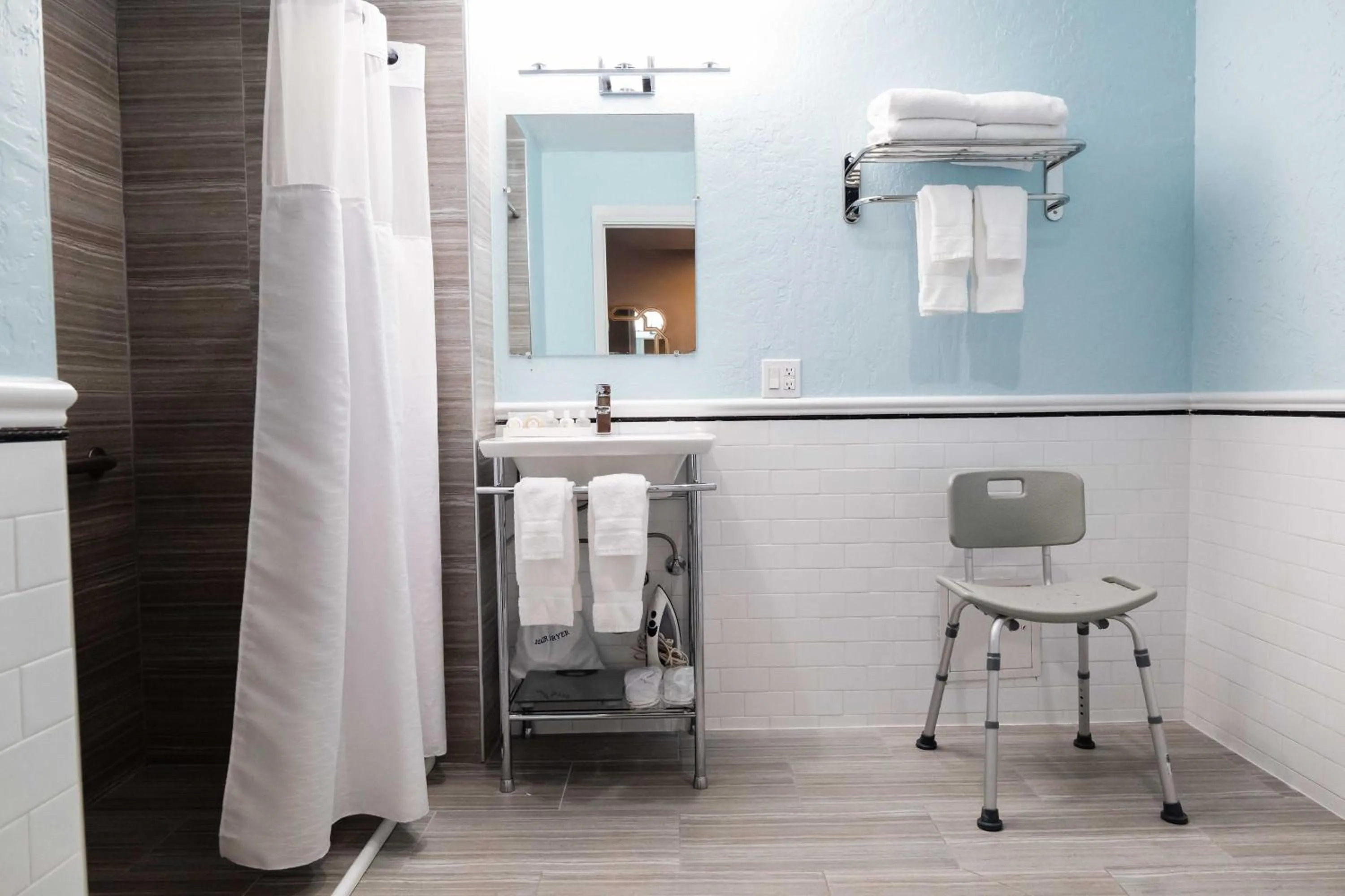 Bathroom in Hotel Bijou - Union Square