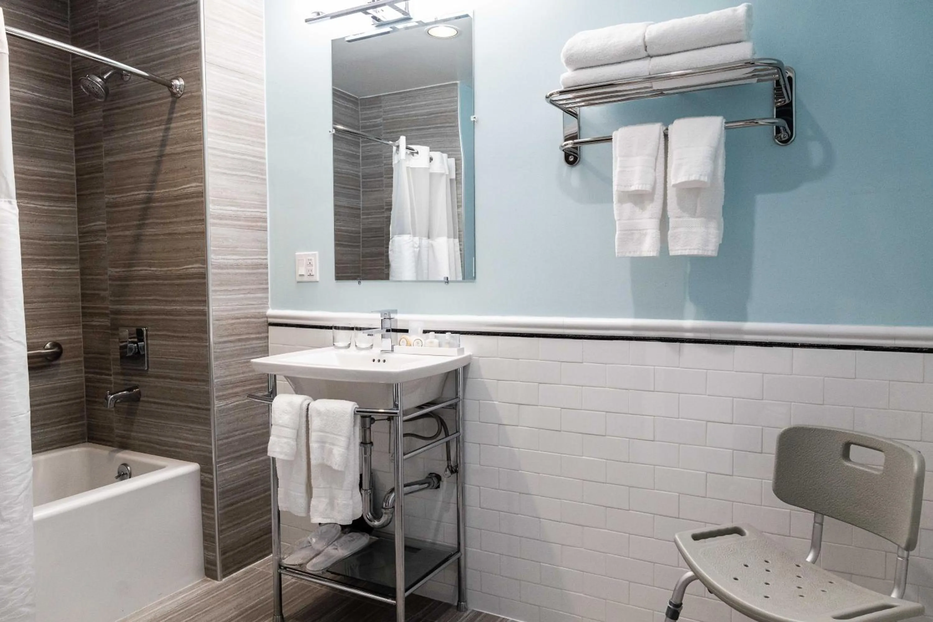 Bathroom in Hotel Bijou - Union Square