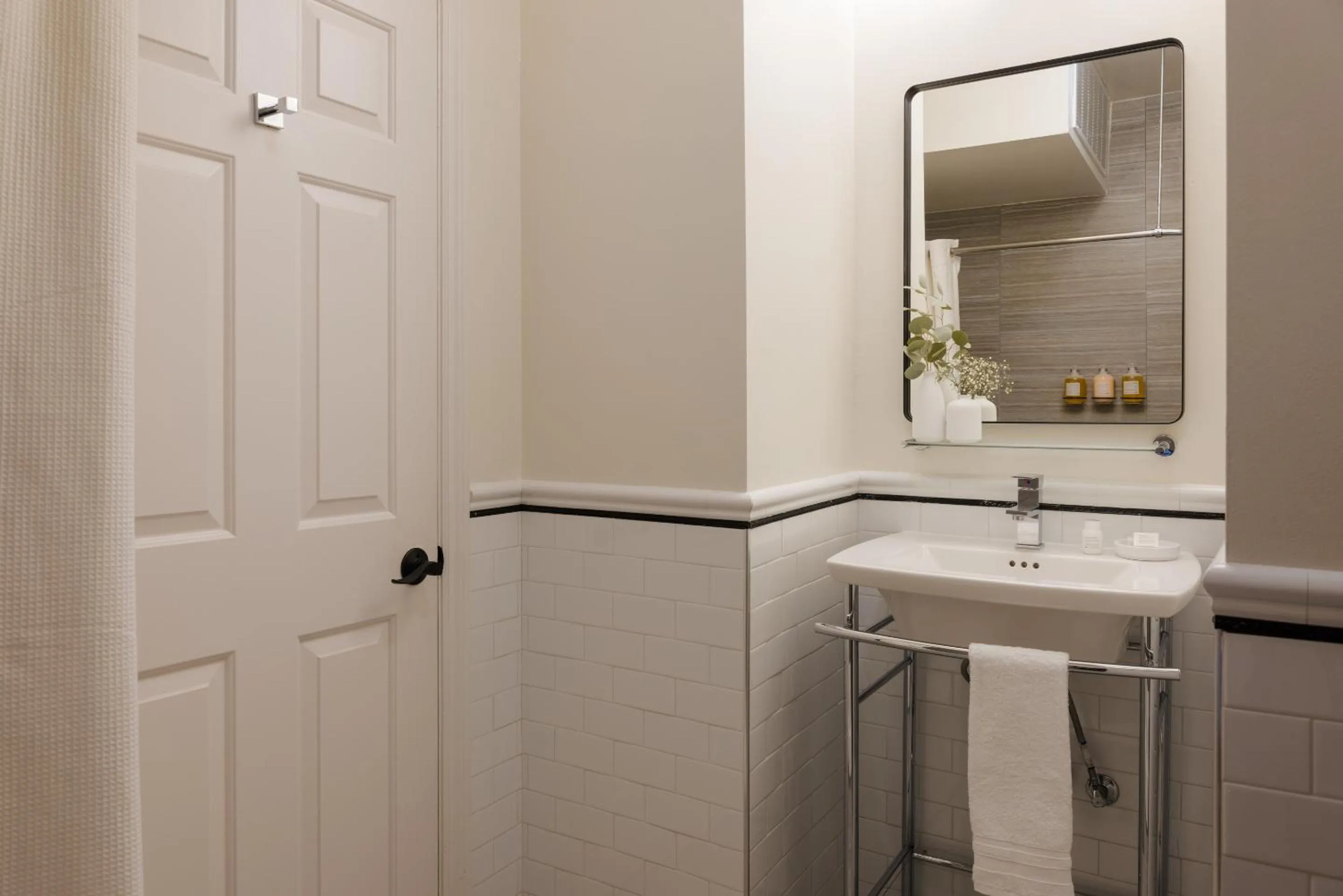 Bathroom in Hotel Bijou - Union Square