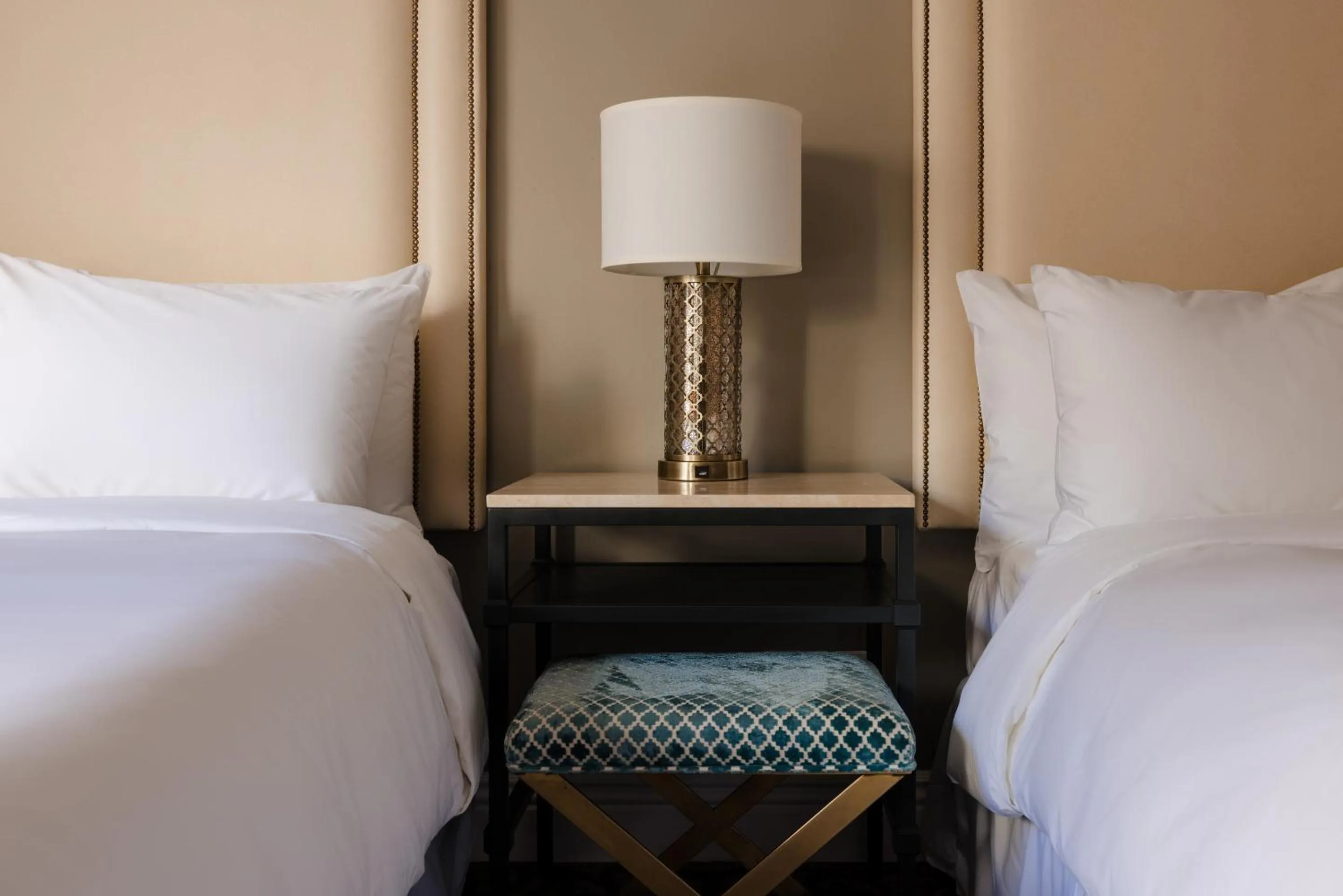 Bed in Hotel Bijou - Union Square