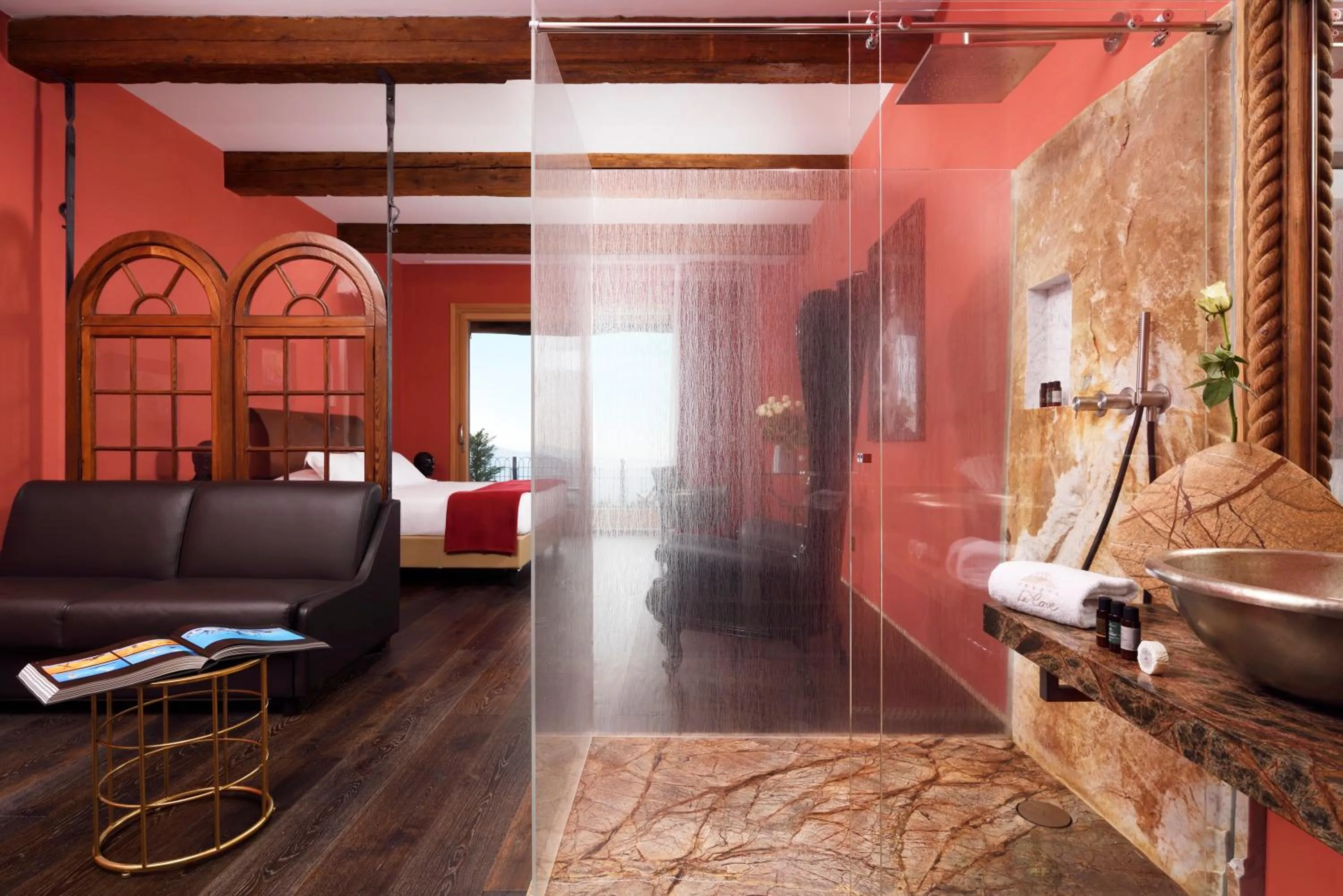 Shower in Tenuta Le Cave